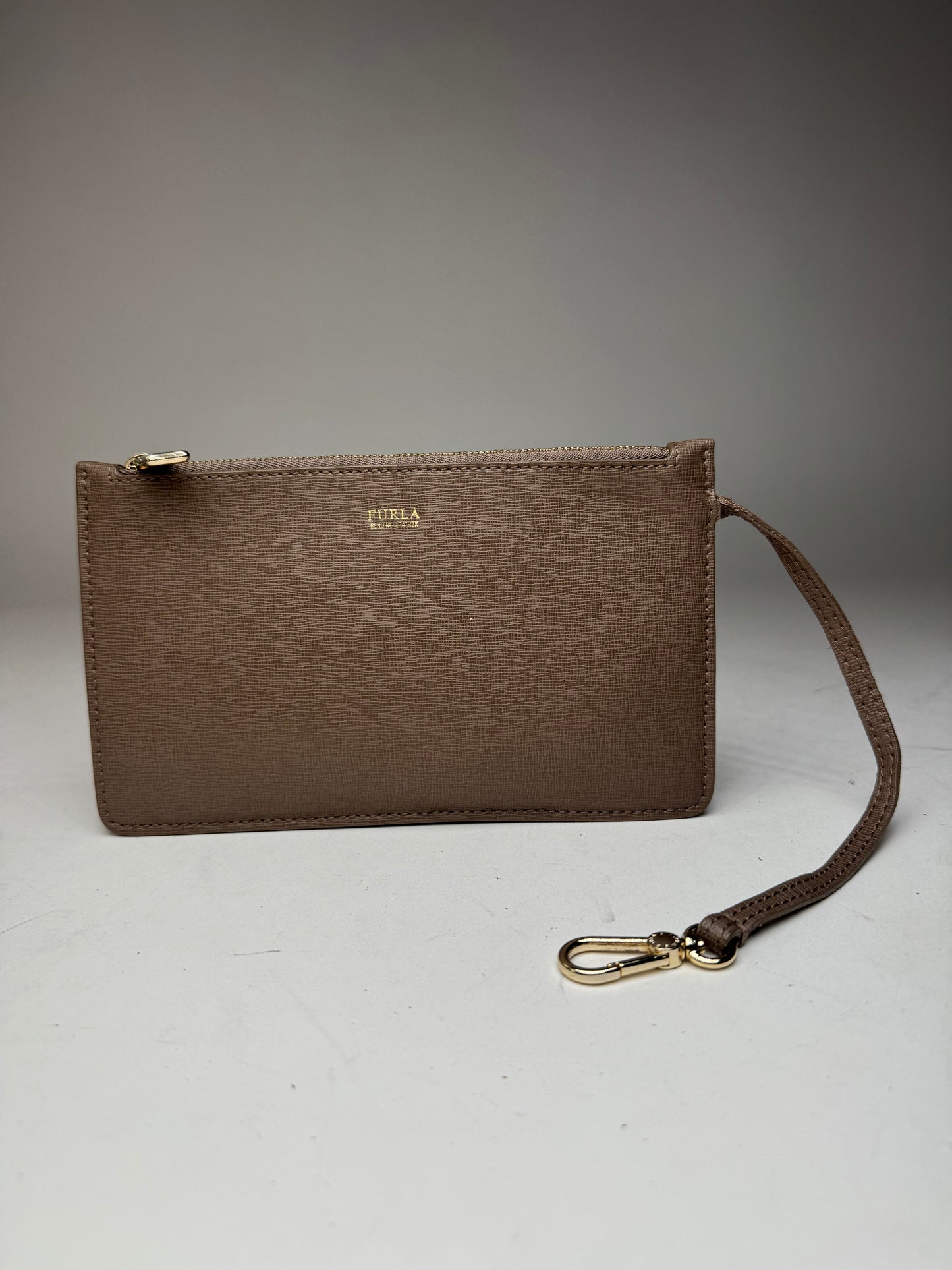Pochette Furla vintage en cuir gris