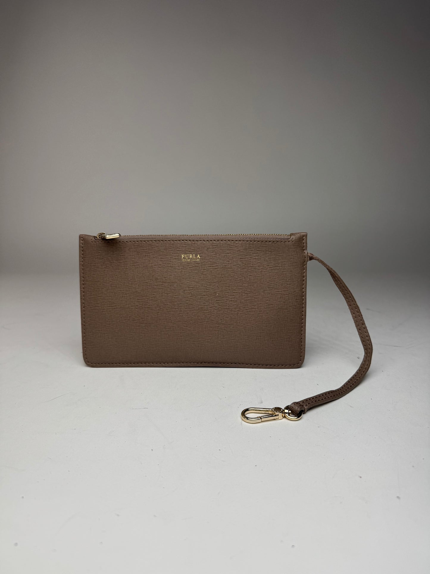 Pochette Furla vintage en cuir gris