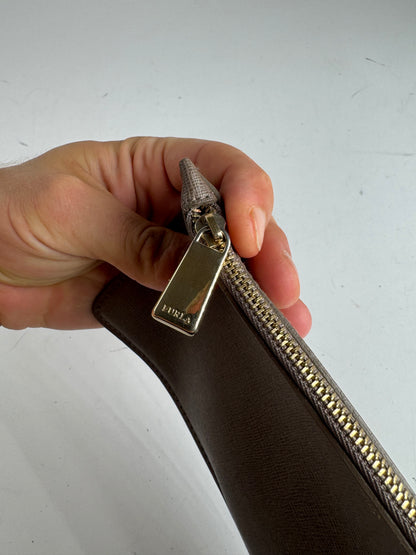 Pochette Furla vintage en cuir gris