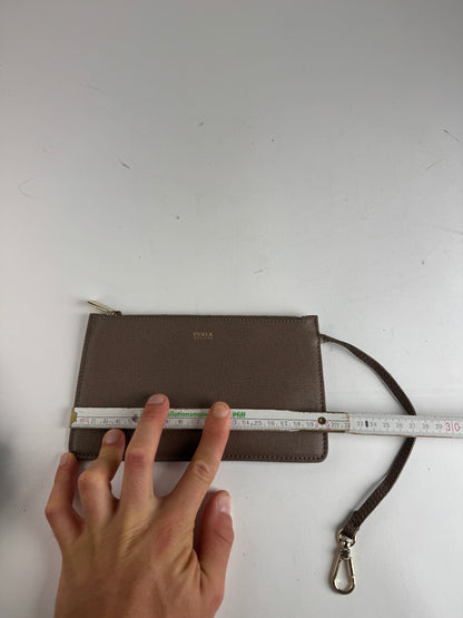 Pochette Furla vintage en cuir gris