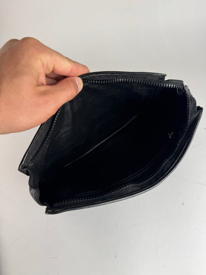 Pochette vintage en cuir noir Givenchy