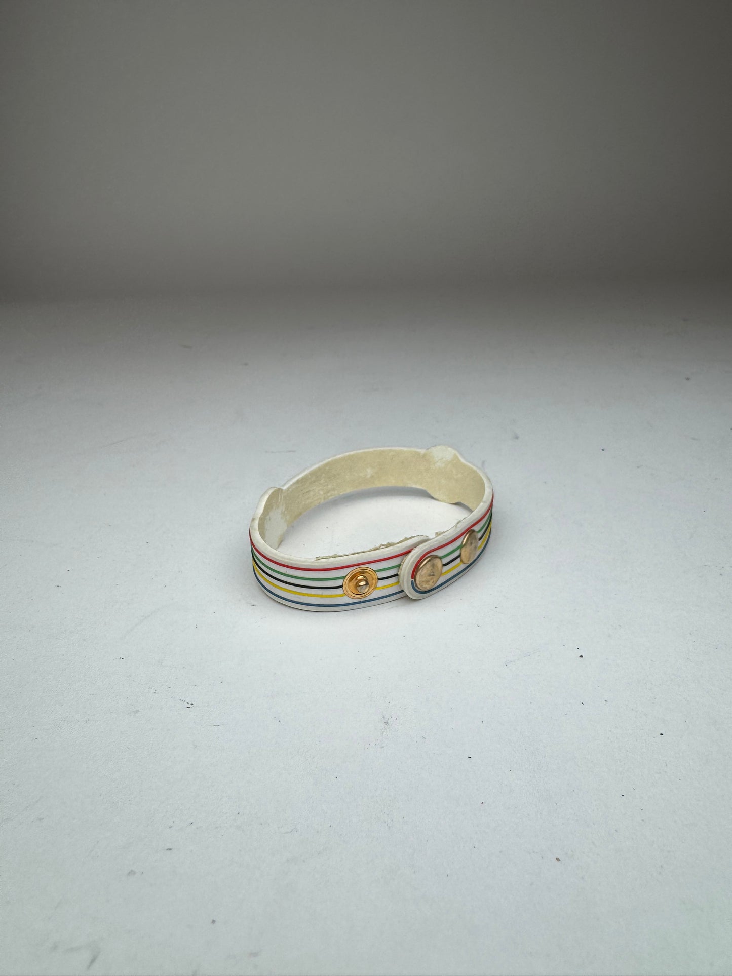 Bracelet en plastique vintage Céline Paris