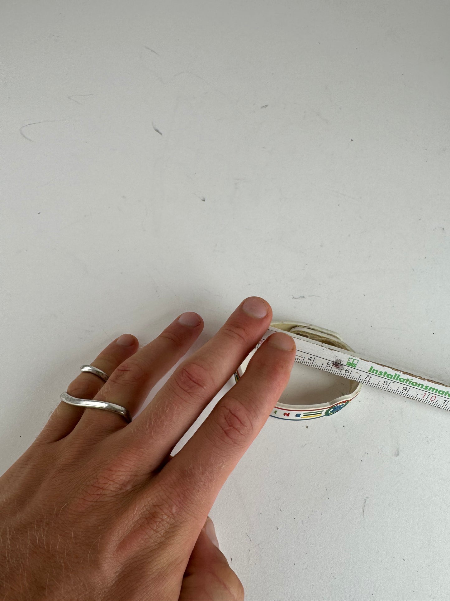 Bracelet en plastique vintage Céline Paris