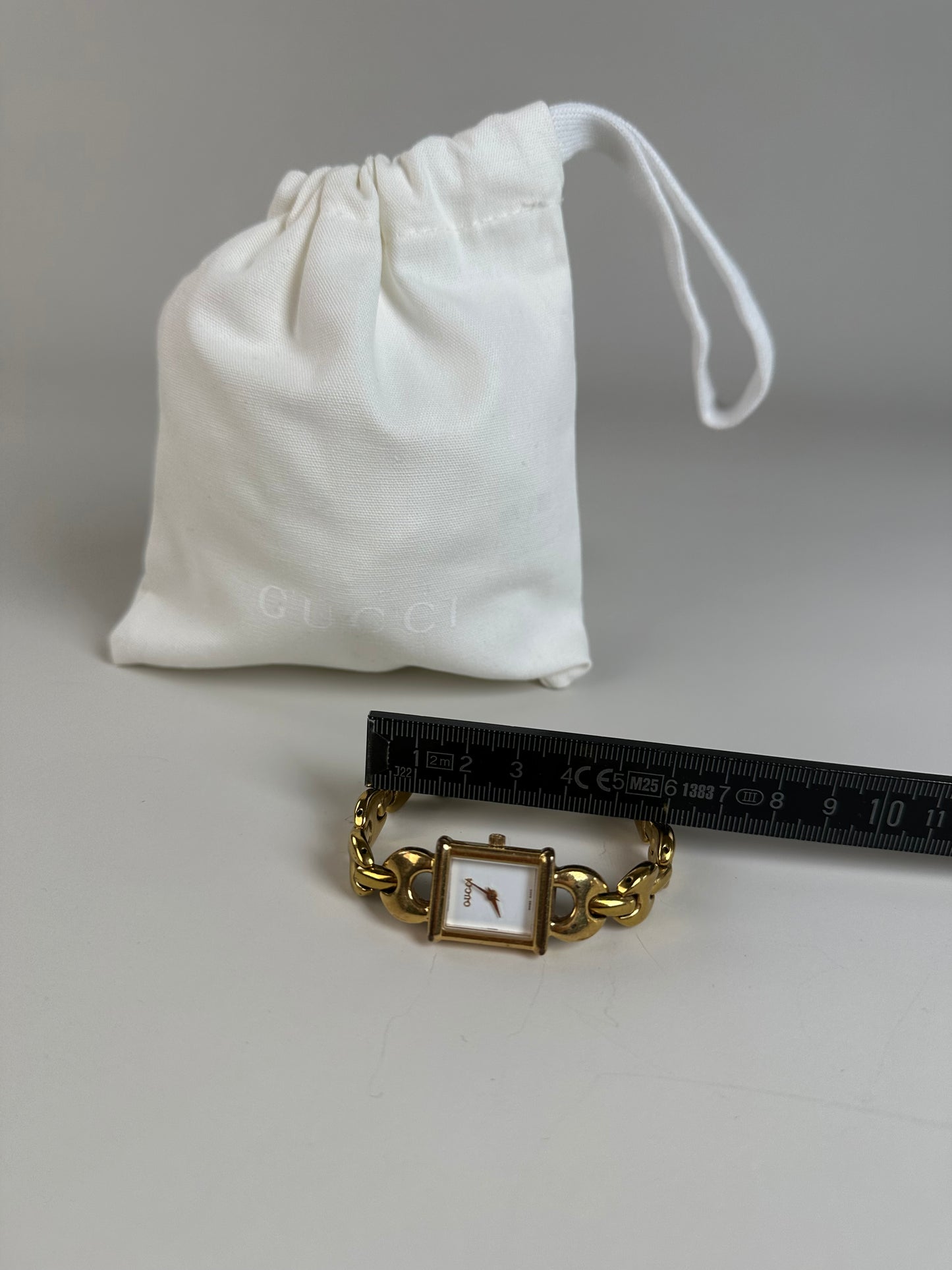 Vintage Gucci Bracelet Watch Gold Chain White Dial