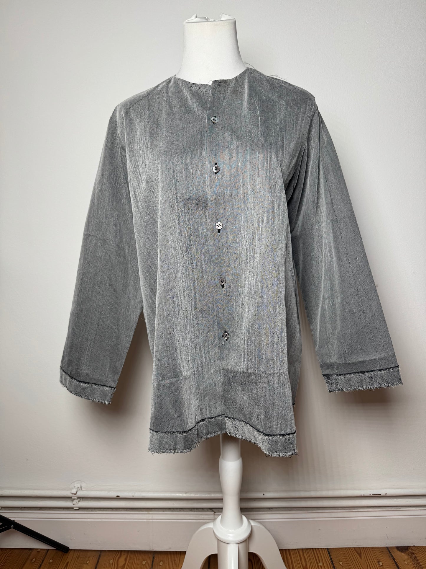 Vintage Comme Des Garçons Tricots Shirt Silver 40/L