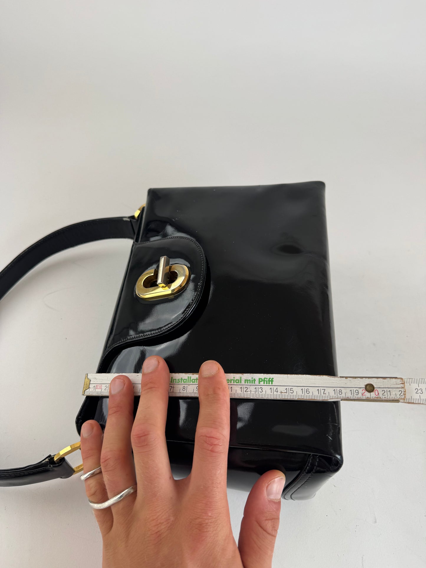 Sac Gucci vintage en cuir verni noir