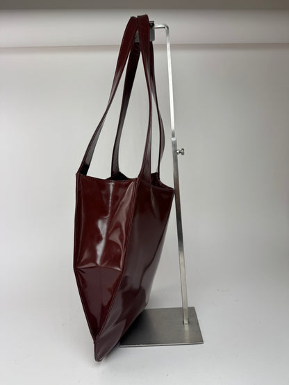 Sac Gucci vintage en cuir verni violet