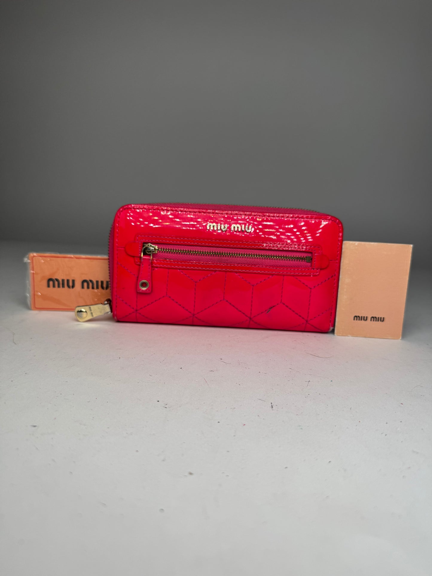 Vintage Miu Miu Patent Leather Wallet pink Zipper Off