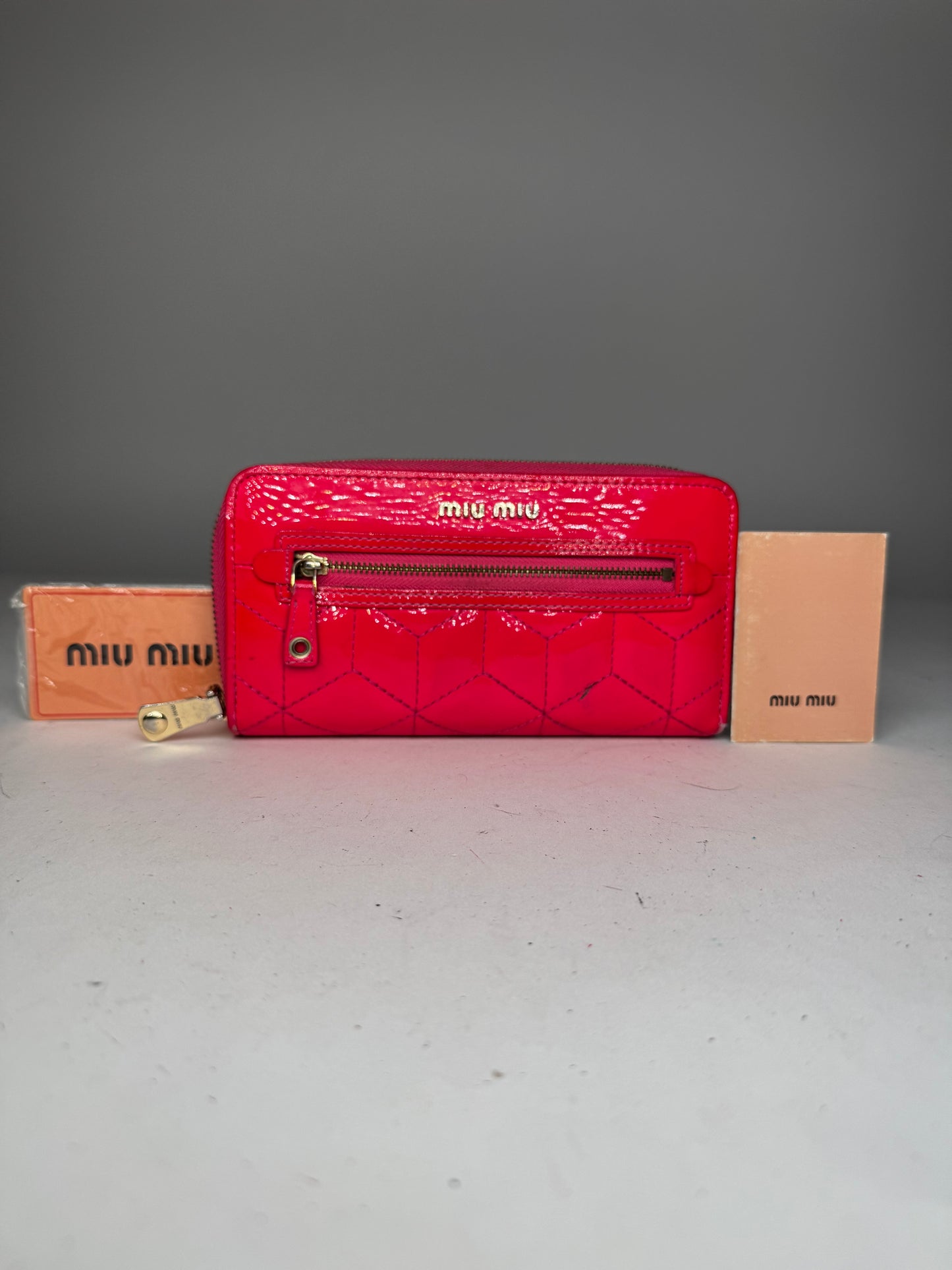 Vintage Miu Miu Patent Leather Wallet pink Zipper Off