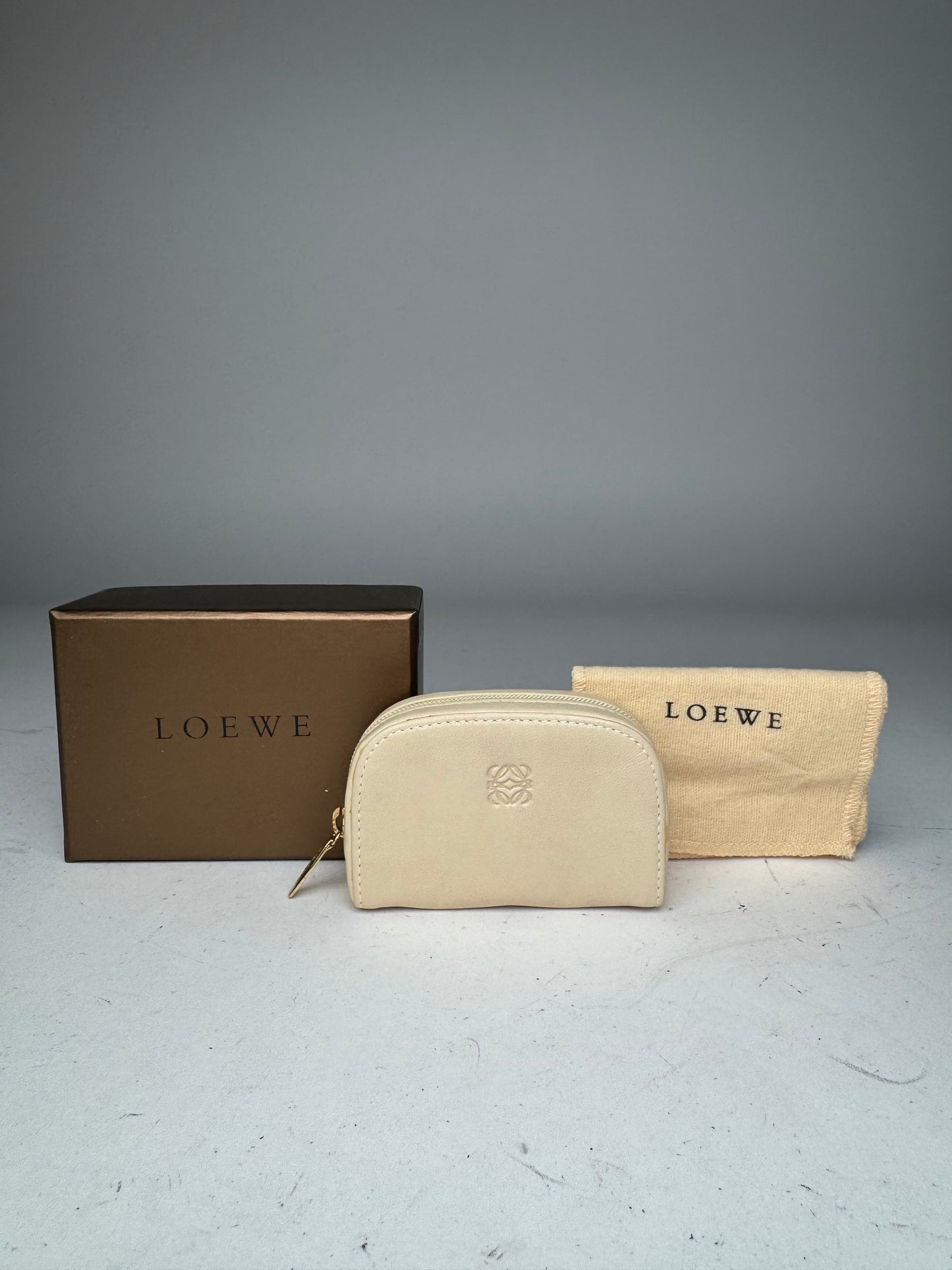 Vintage Loewe Madrid Mini Bag White