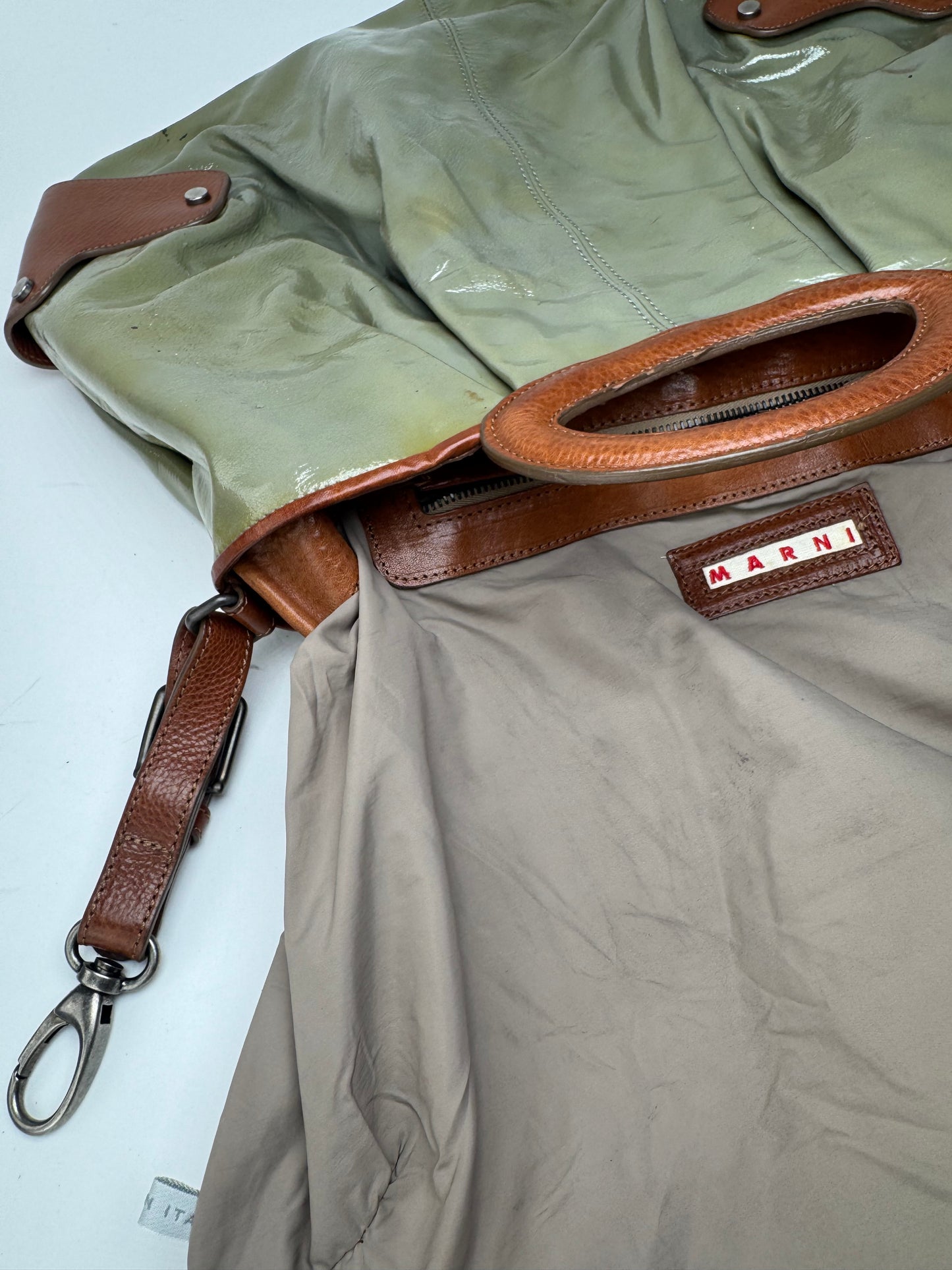 Sac vintage Marni 2Way en cuir verni vert marron