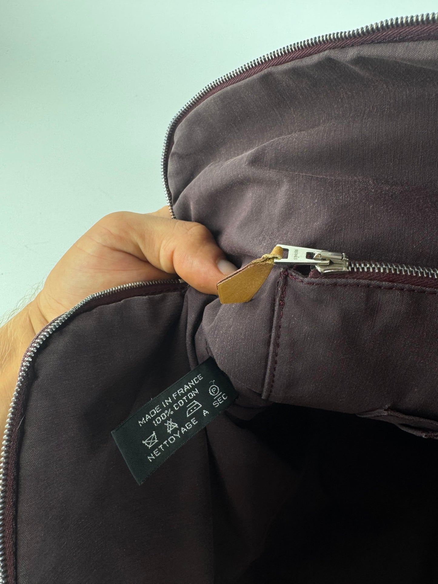 Sac de voyage vintage en toile Hermès violet