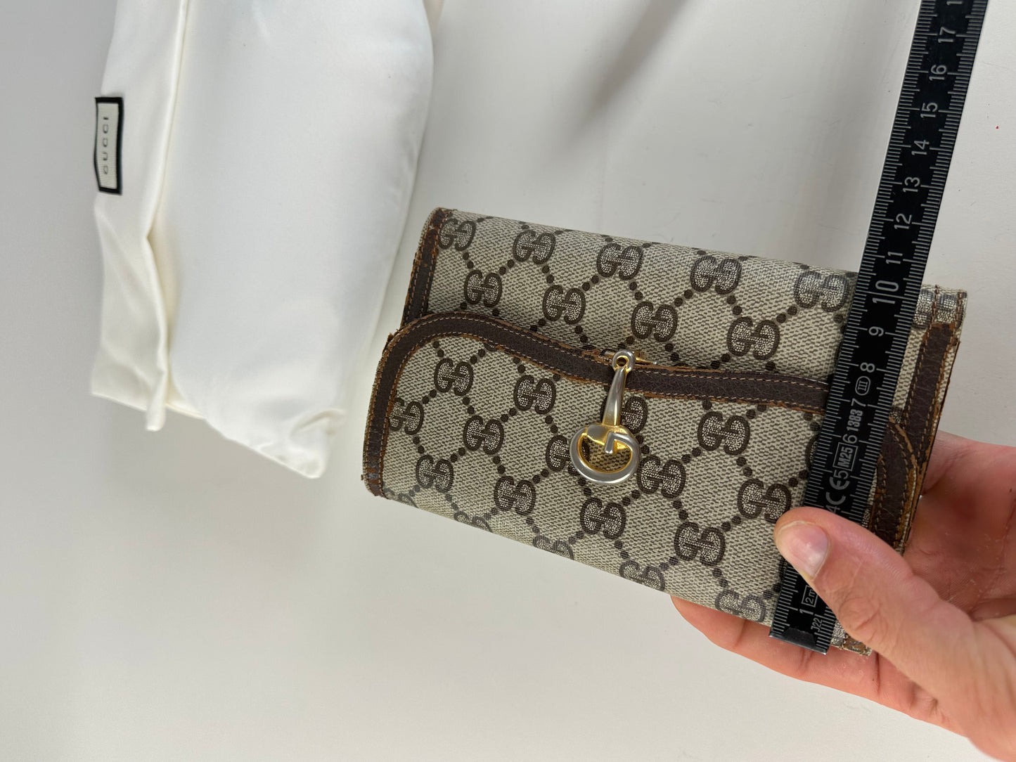 Vintage Gucci GG Supreme Wallet Beige Brown Gold