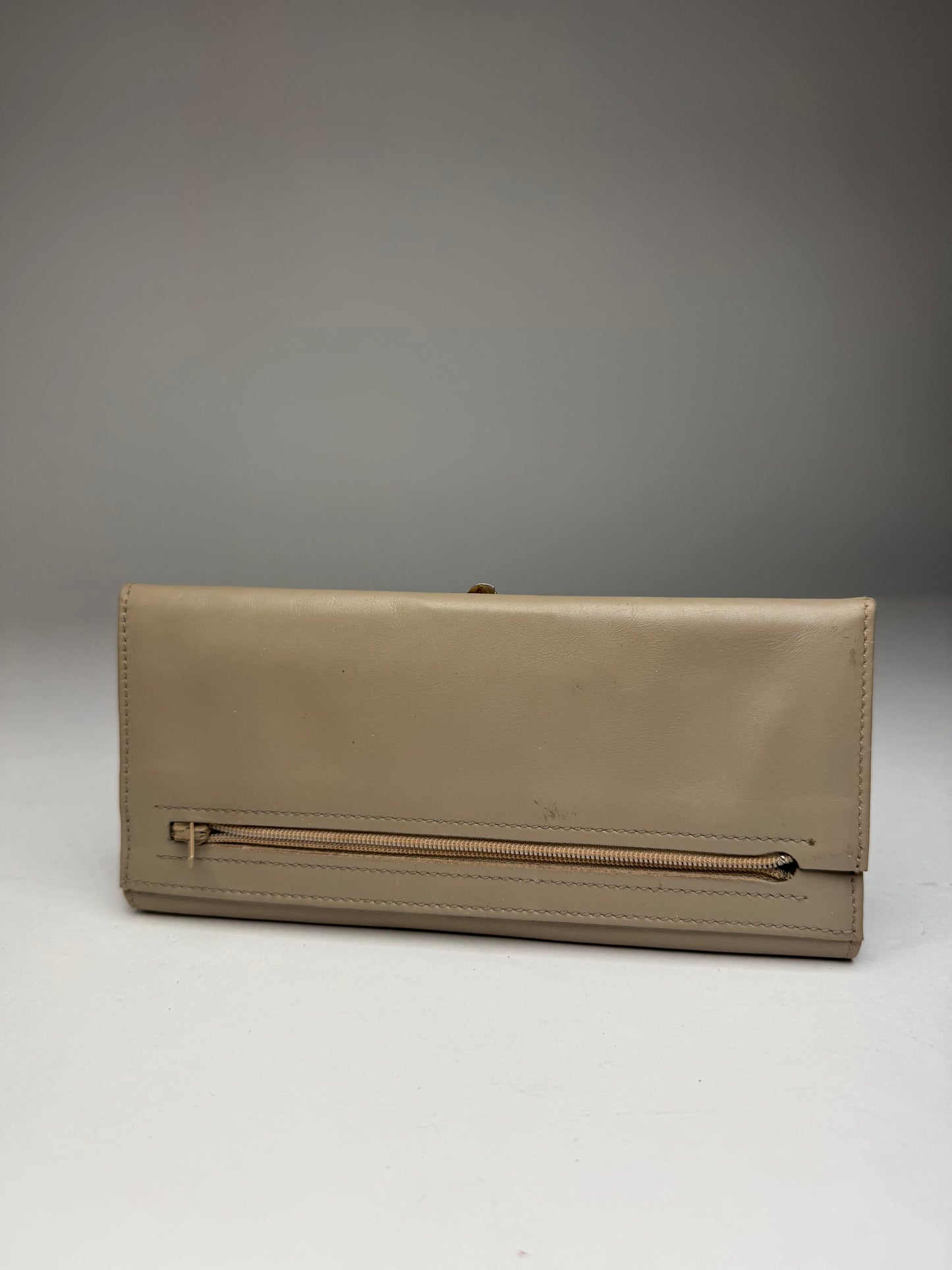 Vintage Gucci Long Leather Wallet Beige