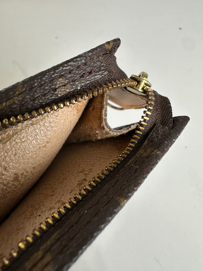Vintage Louis Vuitton Monogram Canvas Zippy Wallet Dark Brown