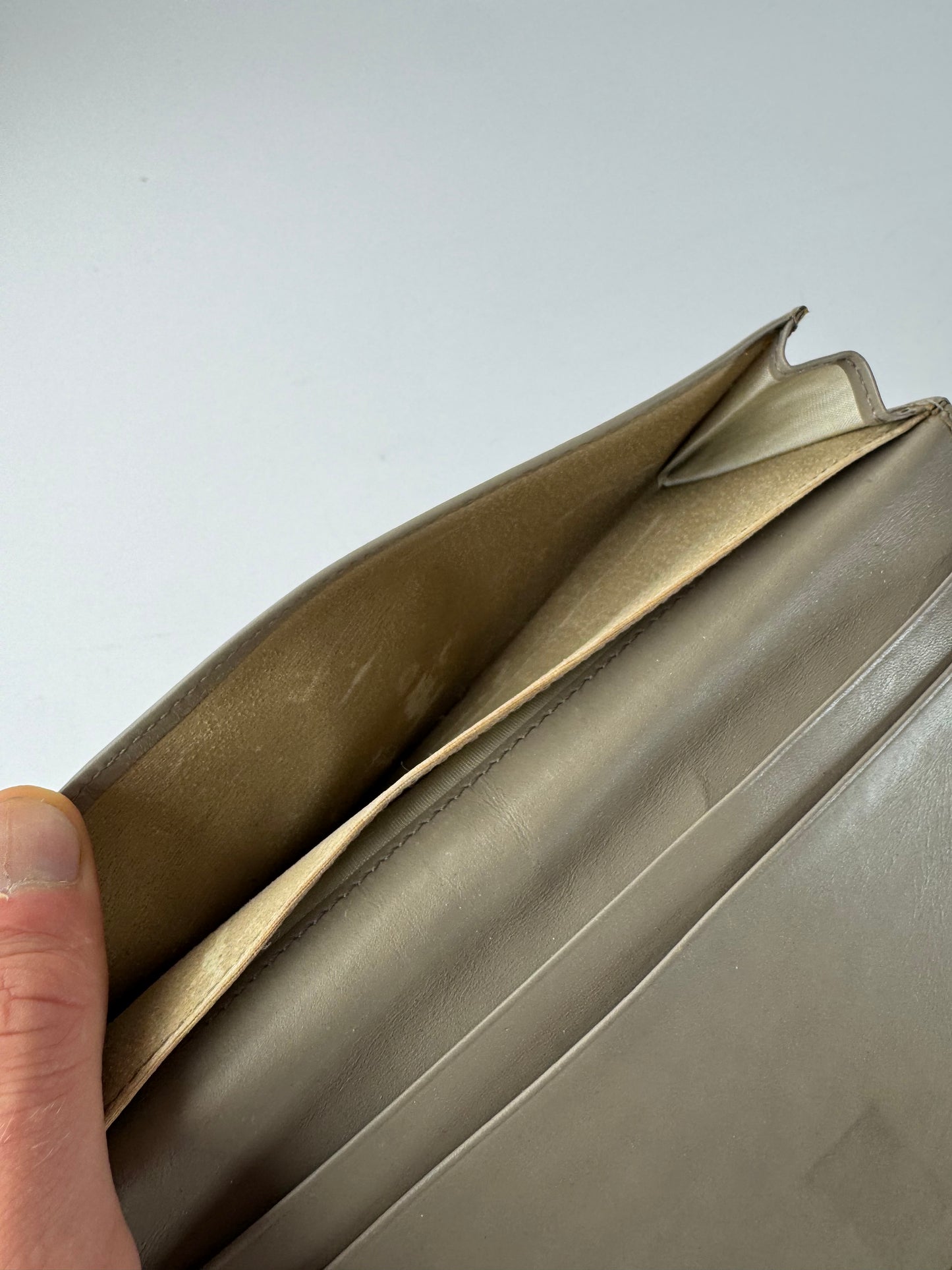 Vintage Gucci Long Leather Wallet Beige