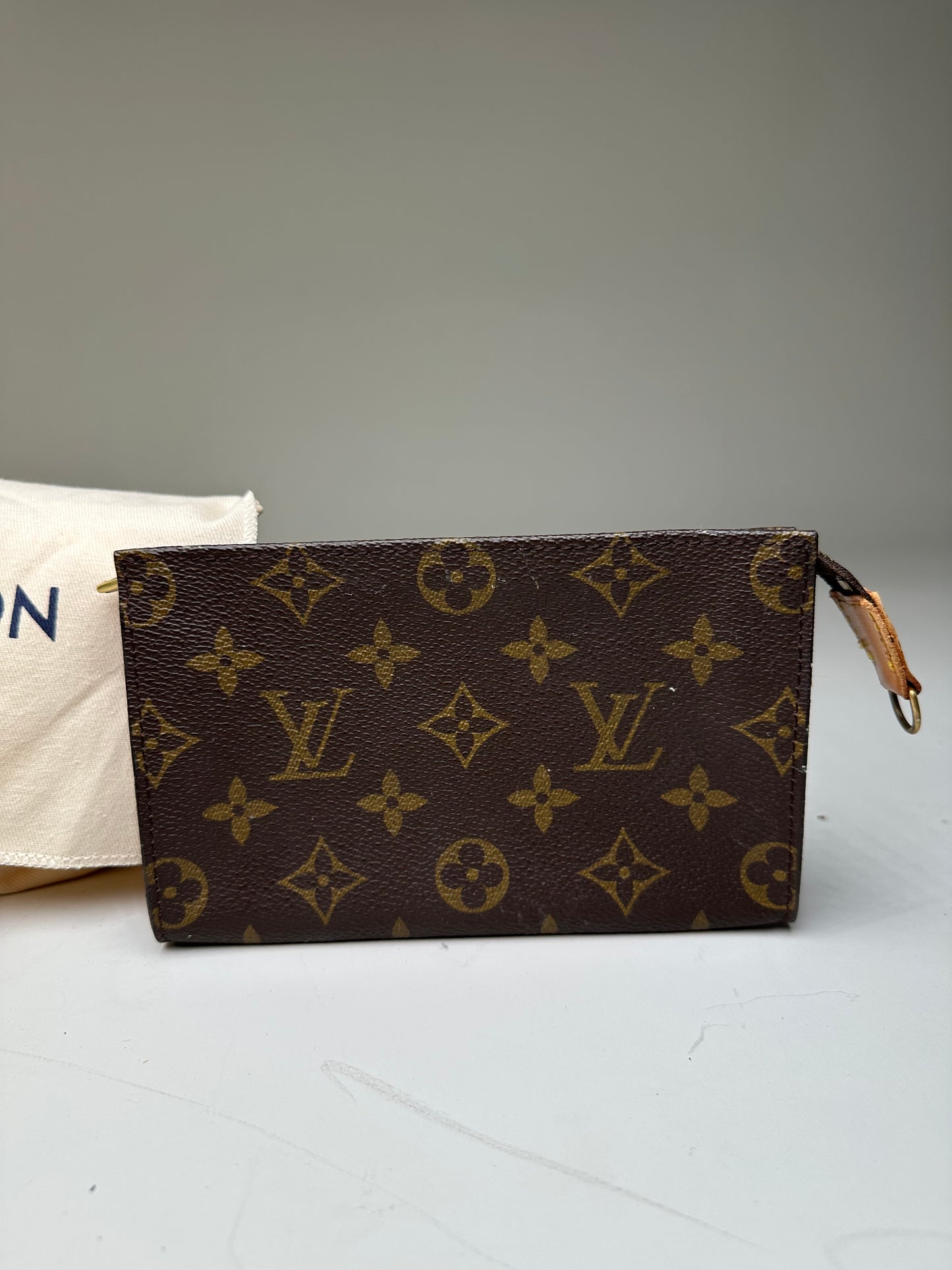 Vintage Louis Vuitton Monogram Canvas Zippy Wallet Dark Brown
