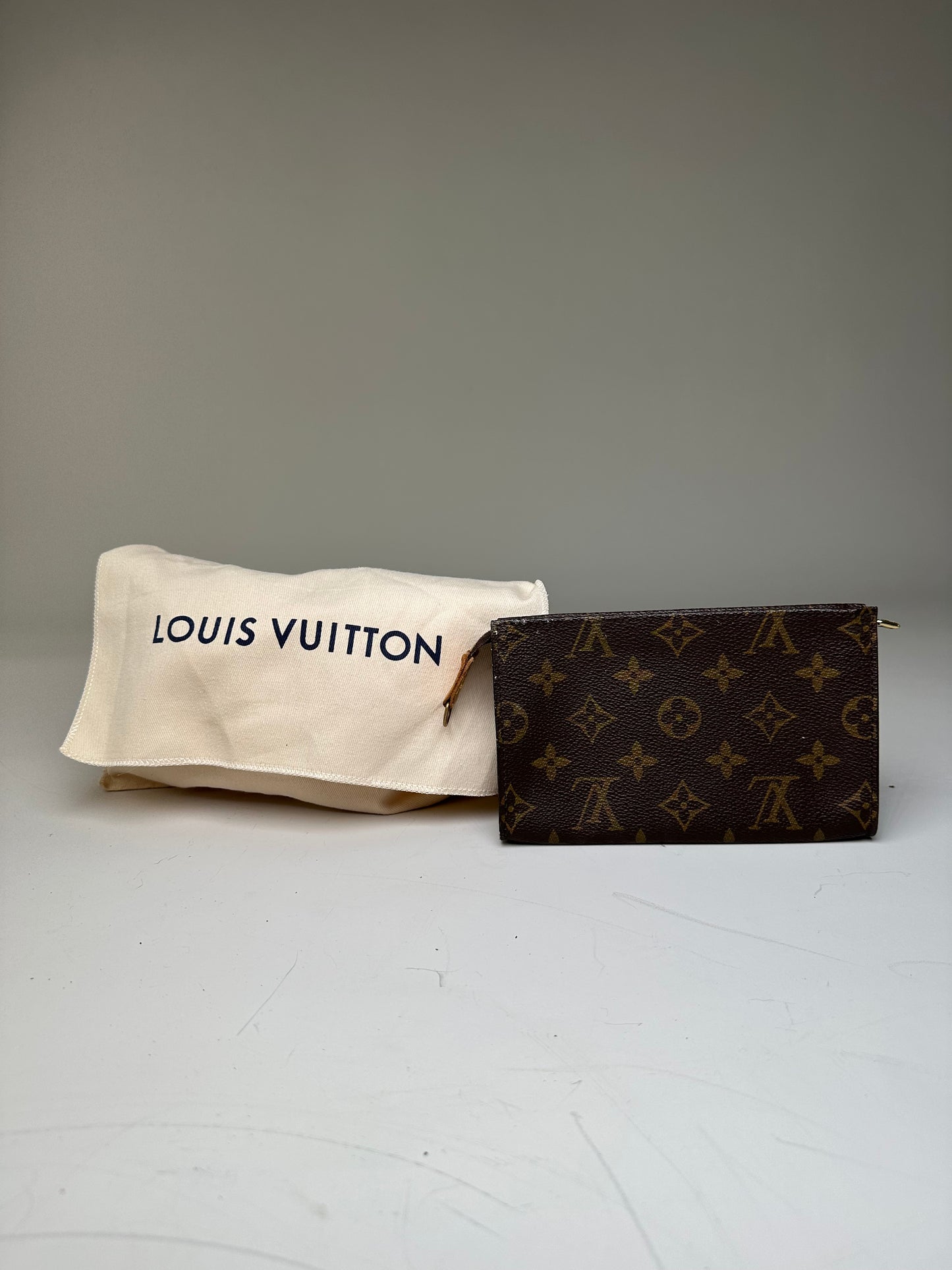 Vintage Louis Vuitton Monogram Canvas Zippy Wallet Dark Brown