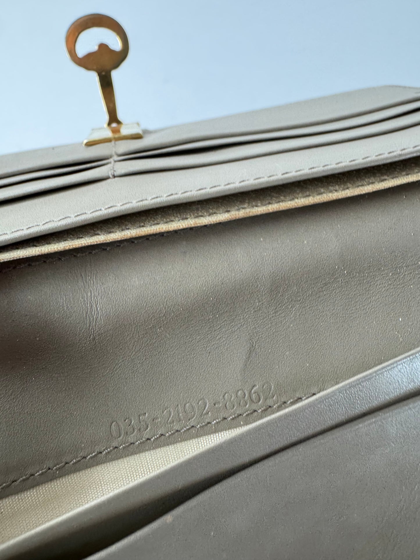 Vintage Gucci Long Leather Wallet Beige