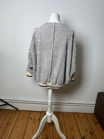 Vintage Dior Sports CD Logo Textured Checkered Pullover Cream Black M