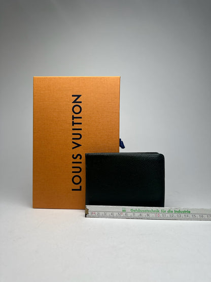 Vintage Louis Vuitton Taiga Leather Card holder green