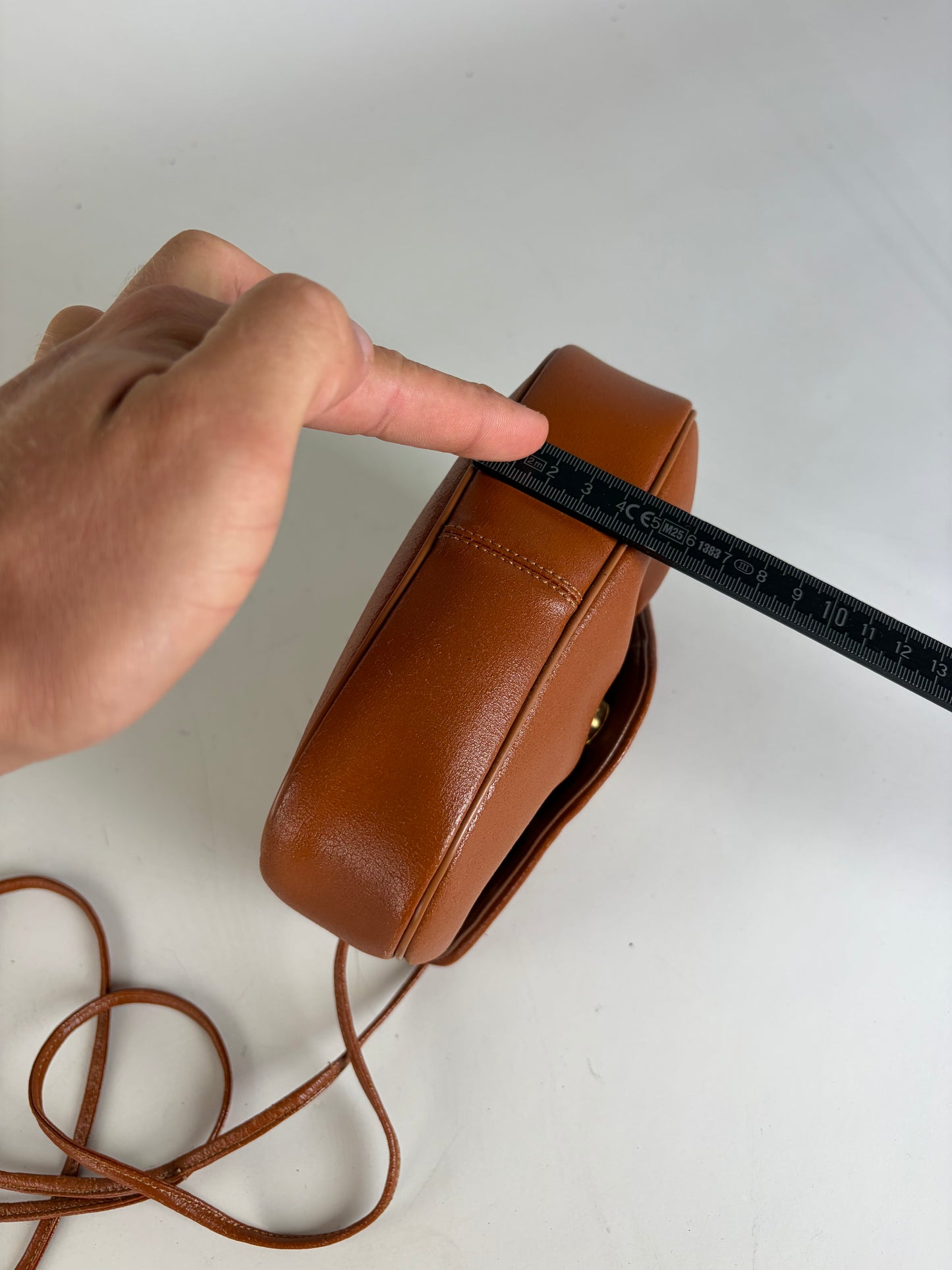 Vintage Givenchy Leather Shoulder Bag Brown Gold-tone Snap