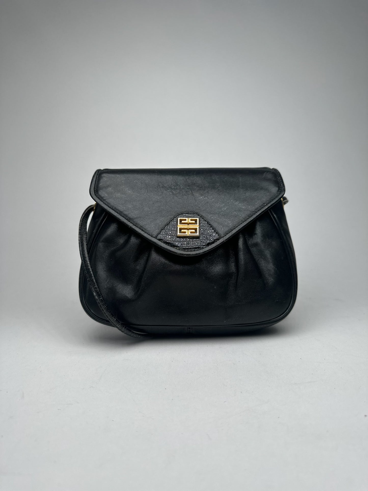 Vintage Givenchy 4G leather bag black