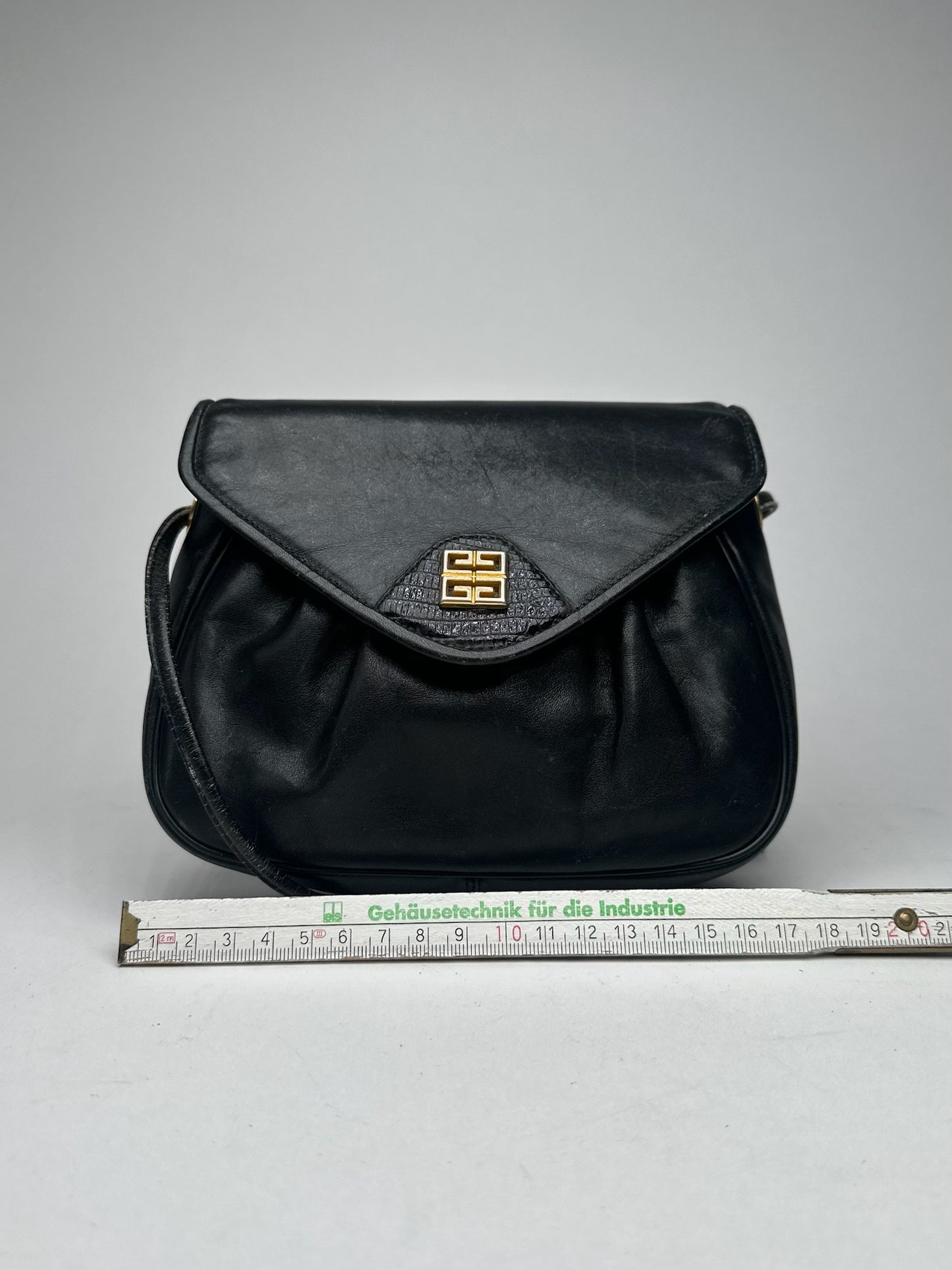 Vintage Givenchy 4G leather bag black