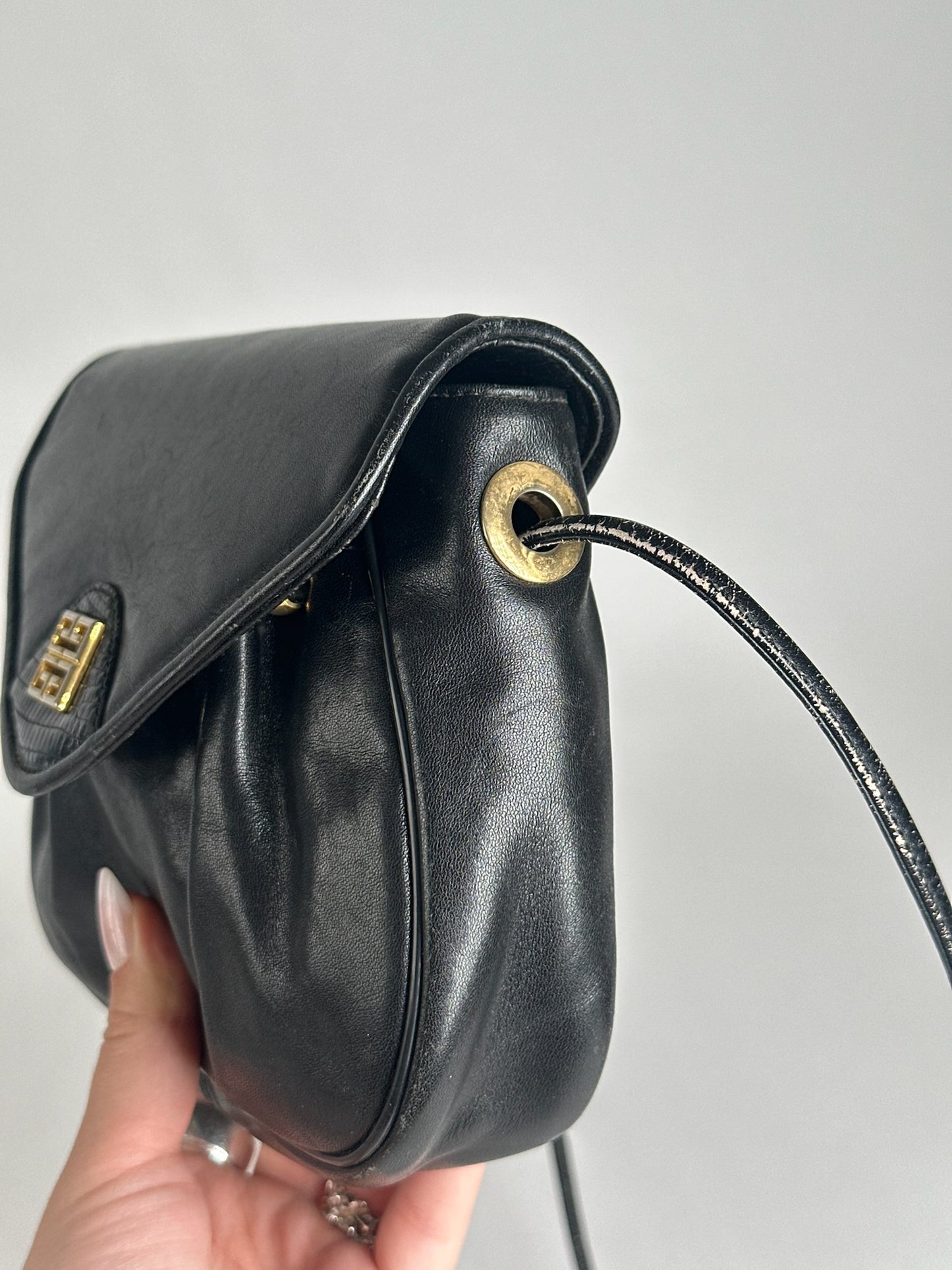 Vintage Givenchy 4G leather bag black