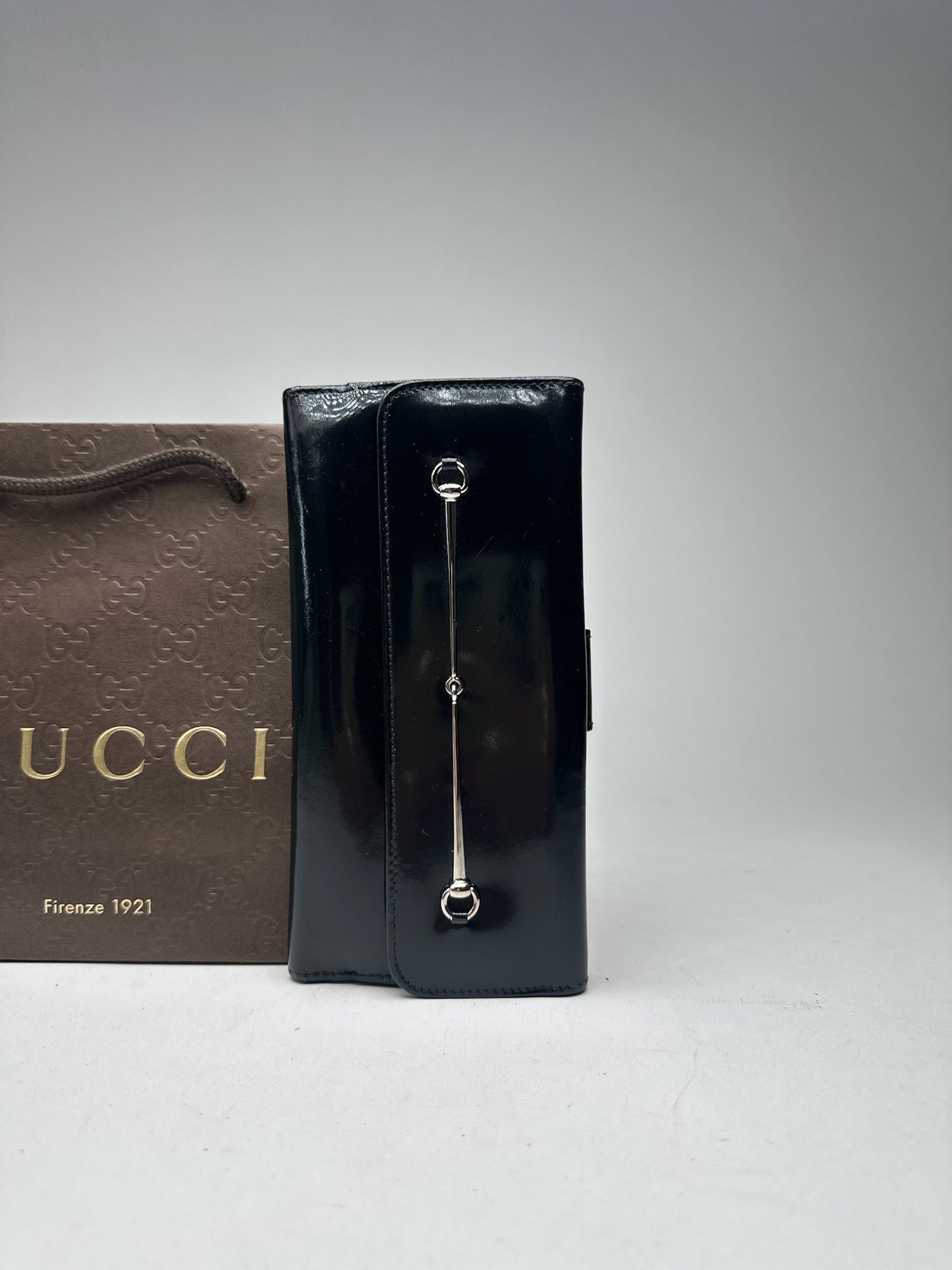 Vintage Gucci patent leather wallet black