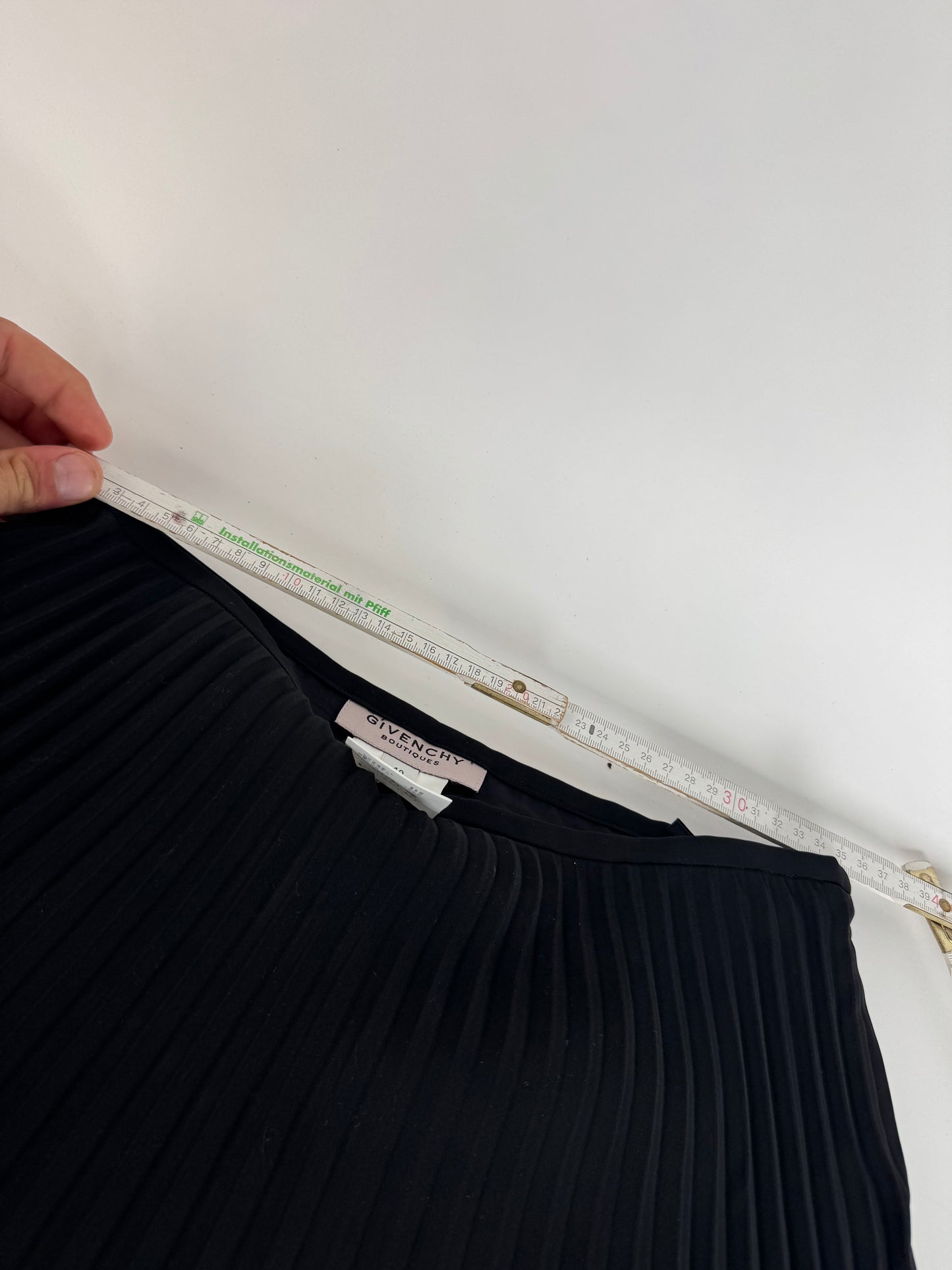 Vintage Givenchy Plissee Skirt 36/S black