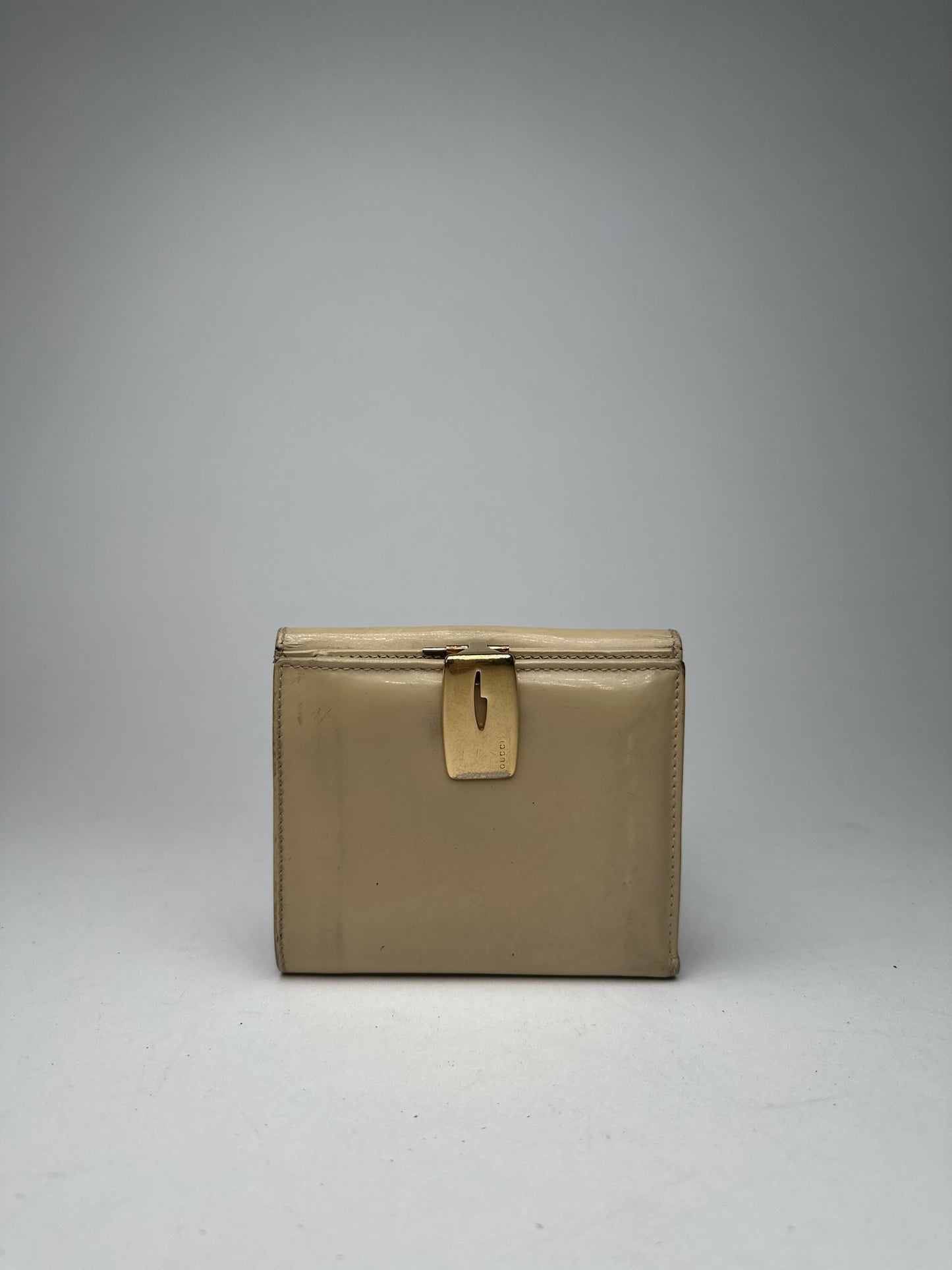 Vintage Gucci leather wallet beige