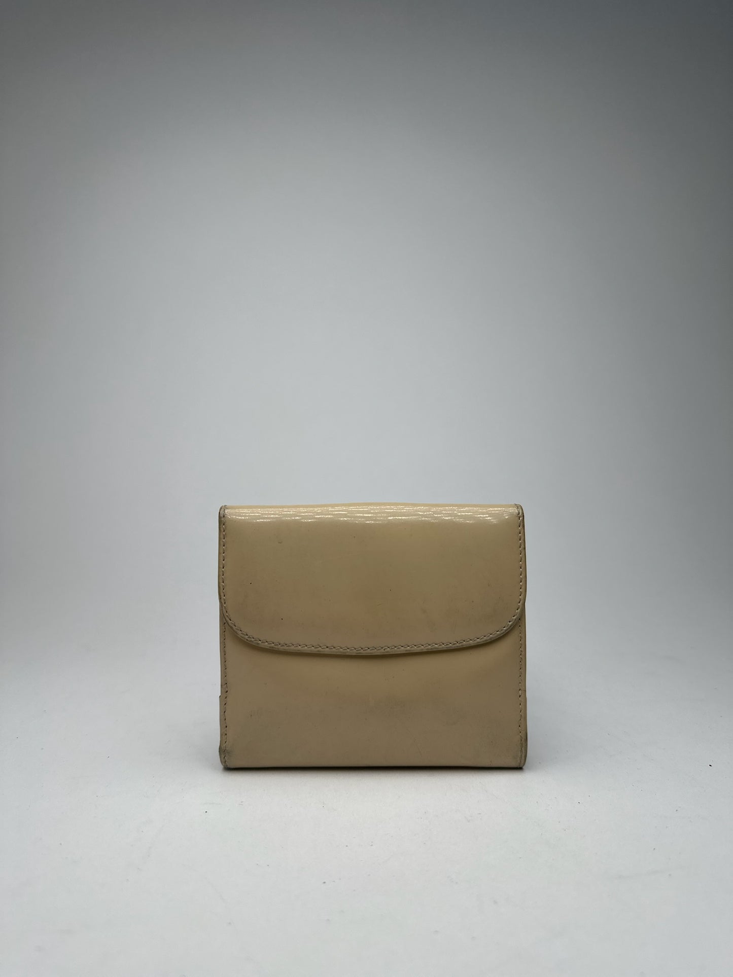 Vintage Gucci leather wallet beige