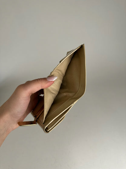 Vintage Gucci leather wallet beige