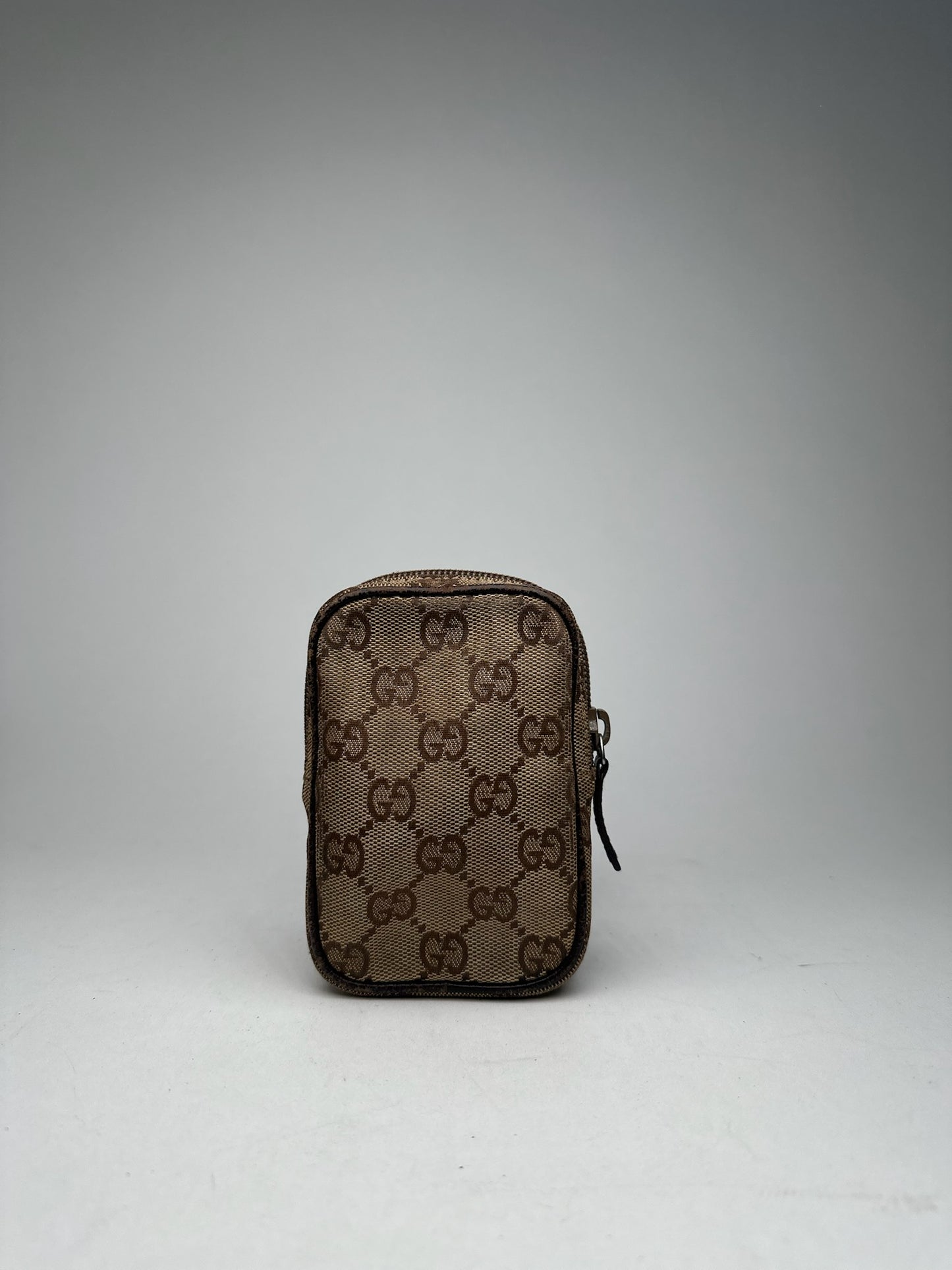 Vintage Gucci Monogram cosmetic bag / clutch beige