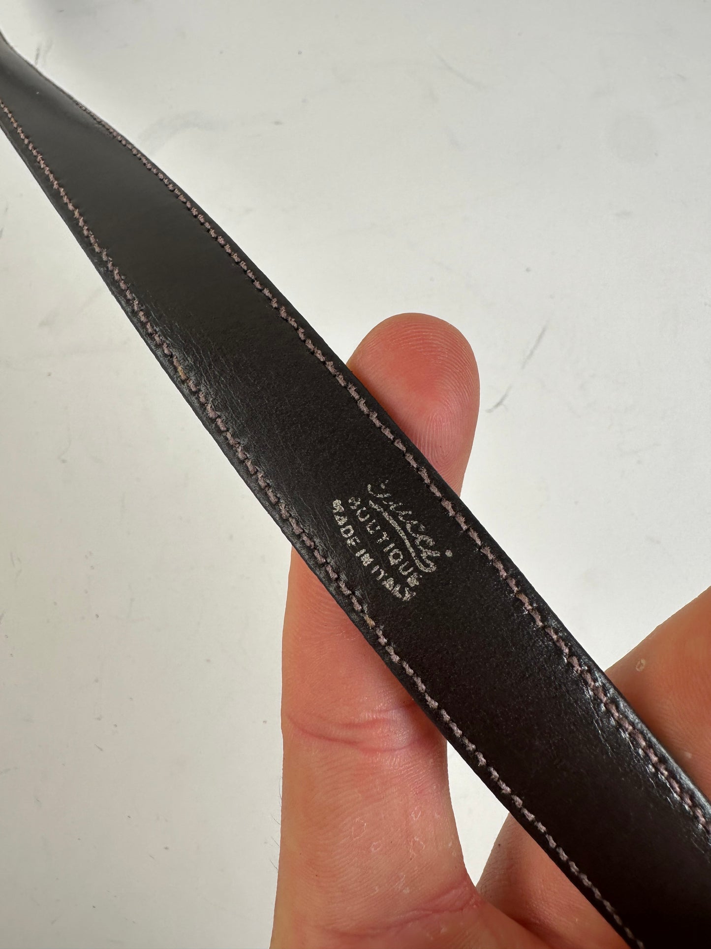 Vintage Gucci GG Logo Leather Belt Black Gold