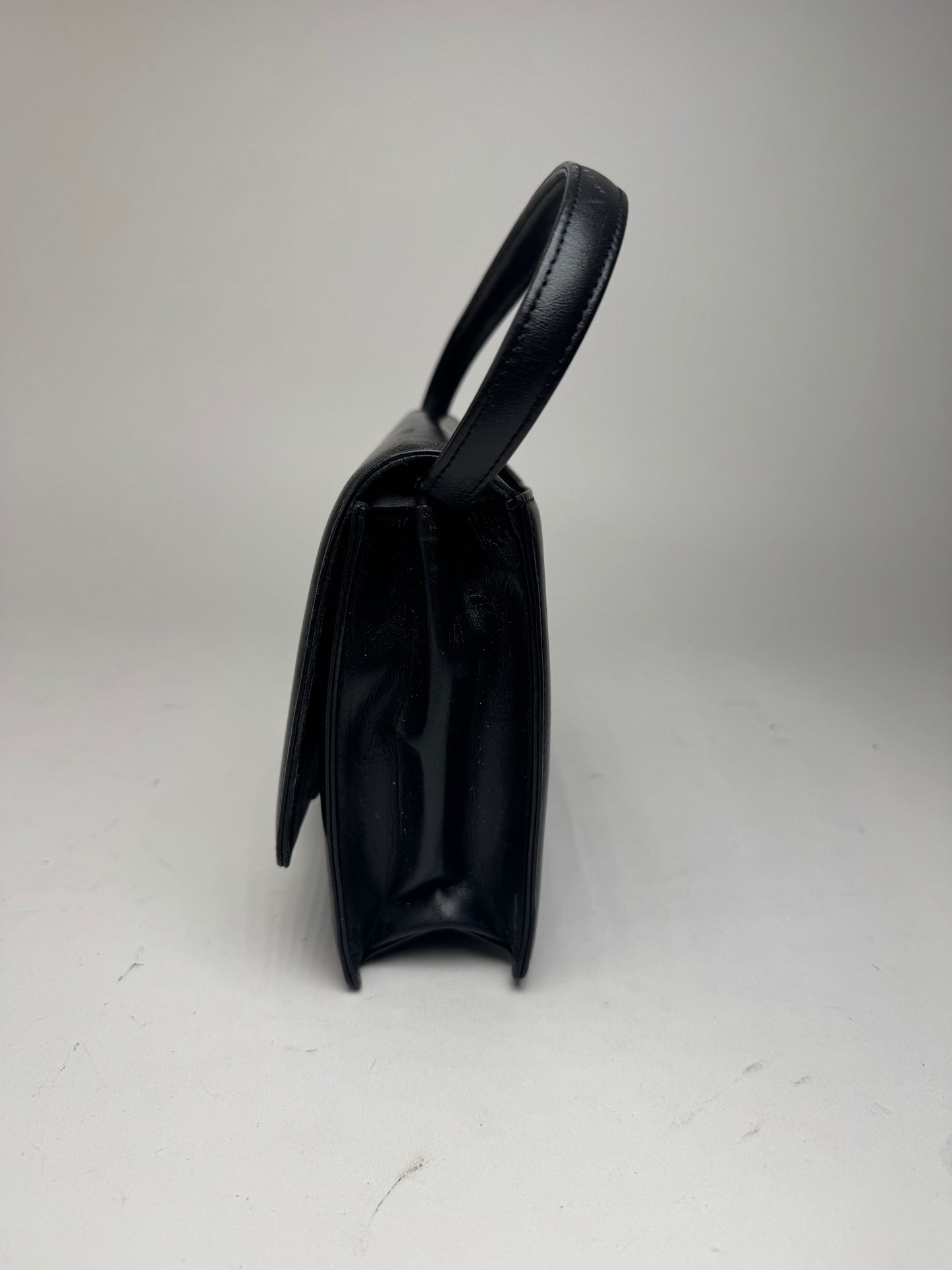 Sac vintage en cuir noir Givenchy