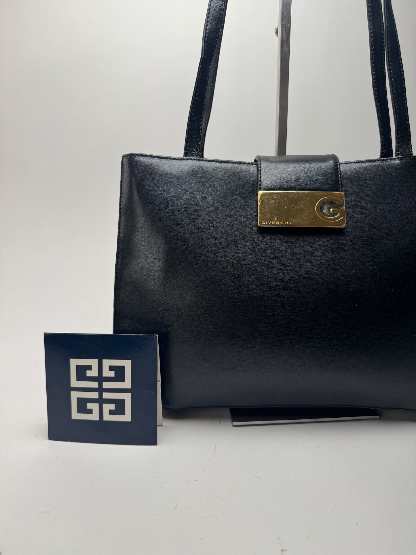 Sac vintage en cuir noir Givenchy