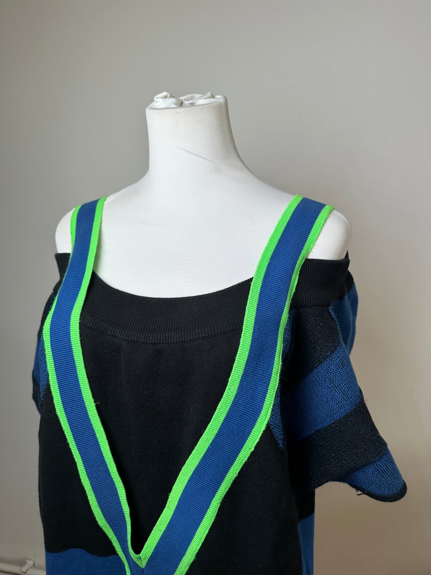 Vintage Kansai International 02K Varsity Knit Top Black Blue Neon Green M