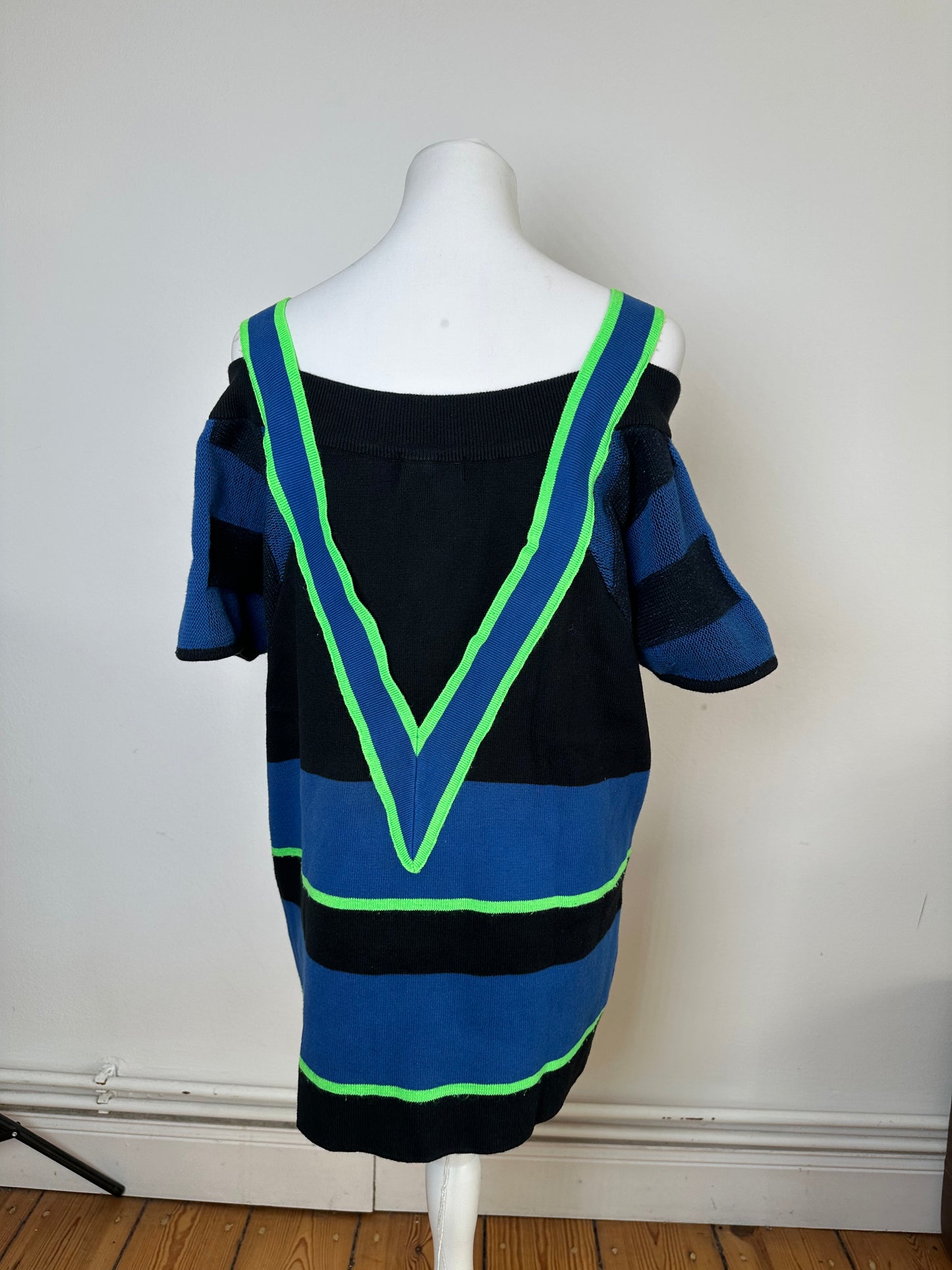 Vintage Kansai International 02K Varsity Knit Top Black Blue Neon Green M
