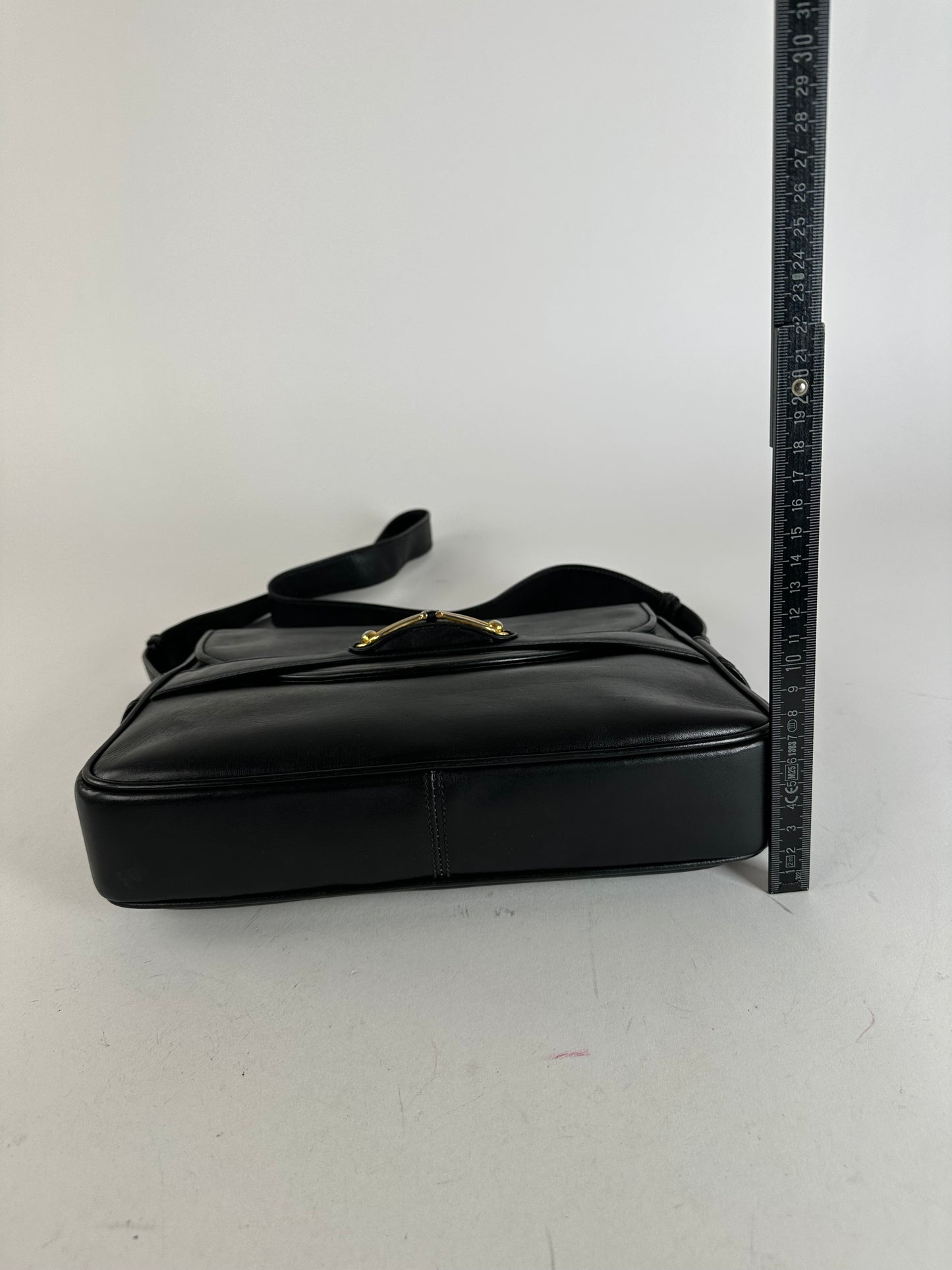 Vintage Gucci Boutique Smooth Leather Flap Shoulder Bag Black