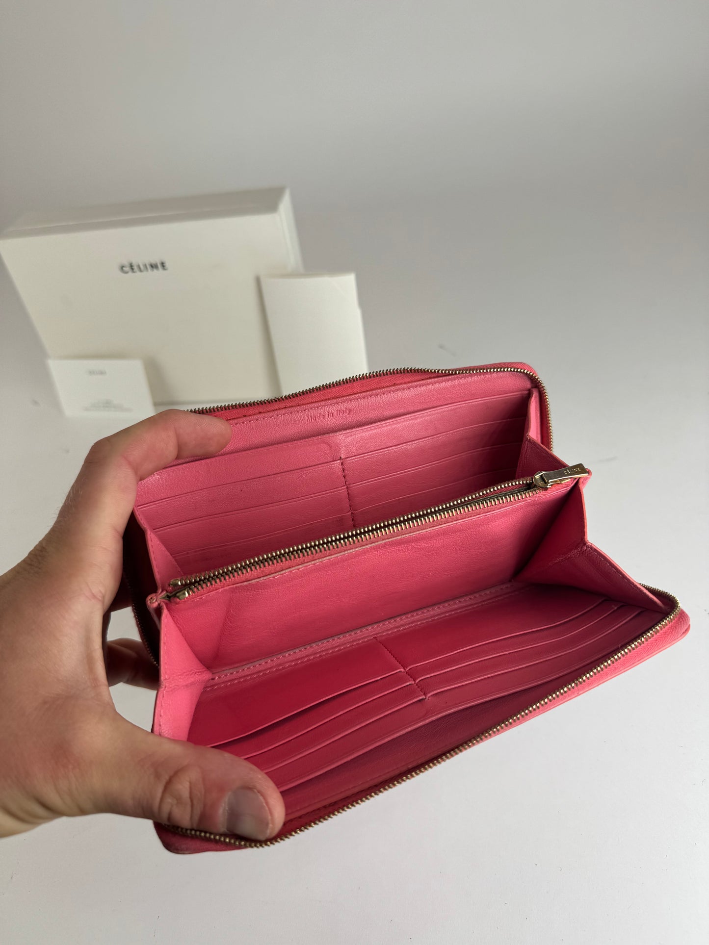 Portefeuille vintage en cuir Céline Paris rose violet