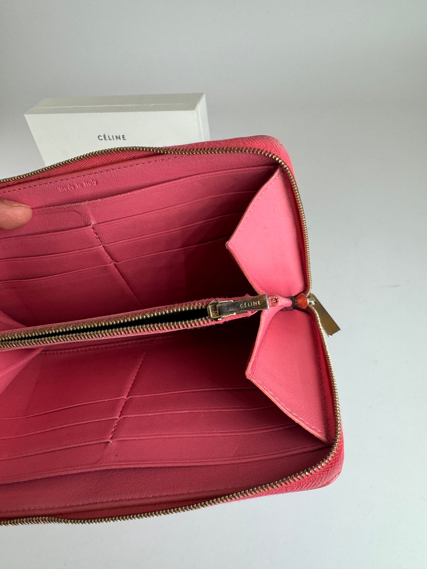 Portefeuille vintage en cuir Céline Paris rose violet