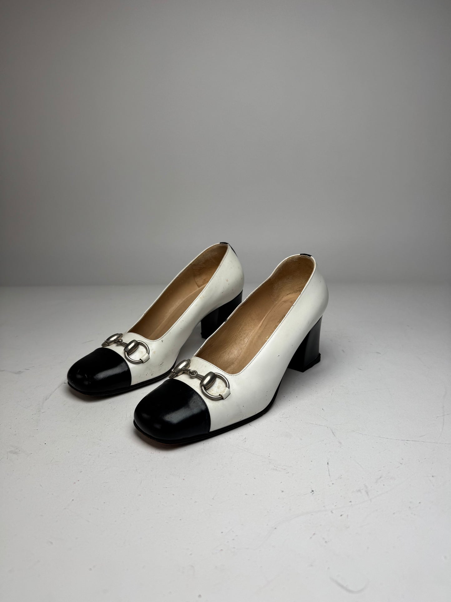 Vintage Gucci Horsebit Pumps Black White EU36,5