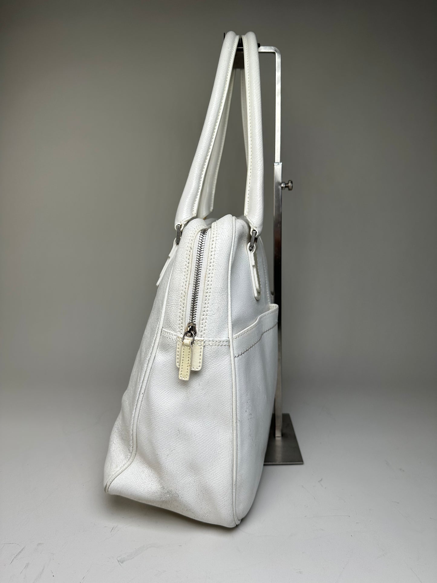 Vintage Ferragamo Grained Leather Handbag White Silver