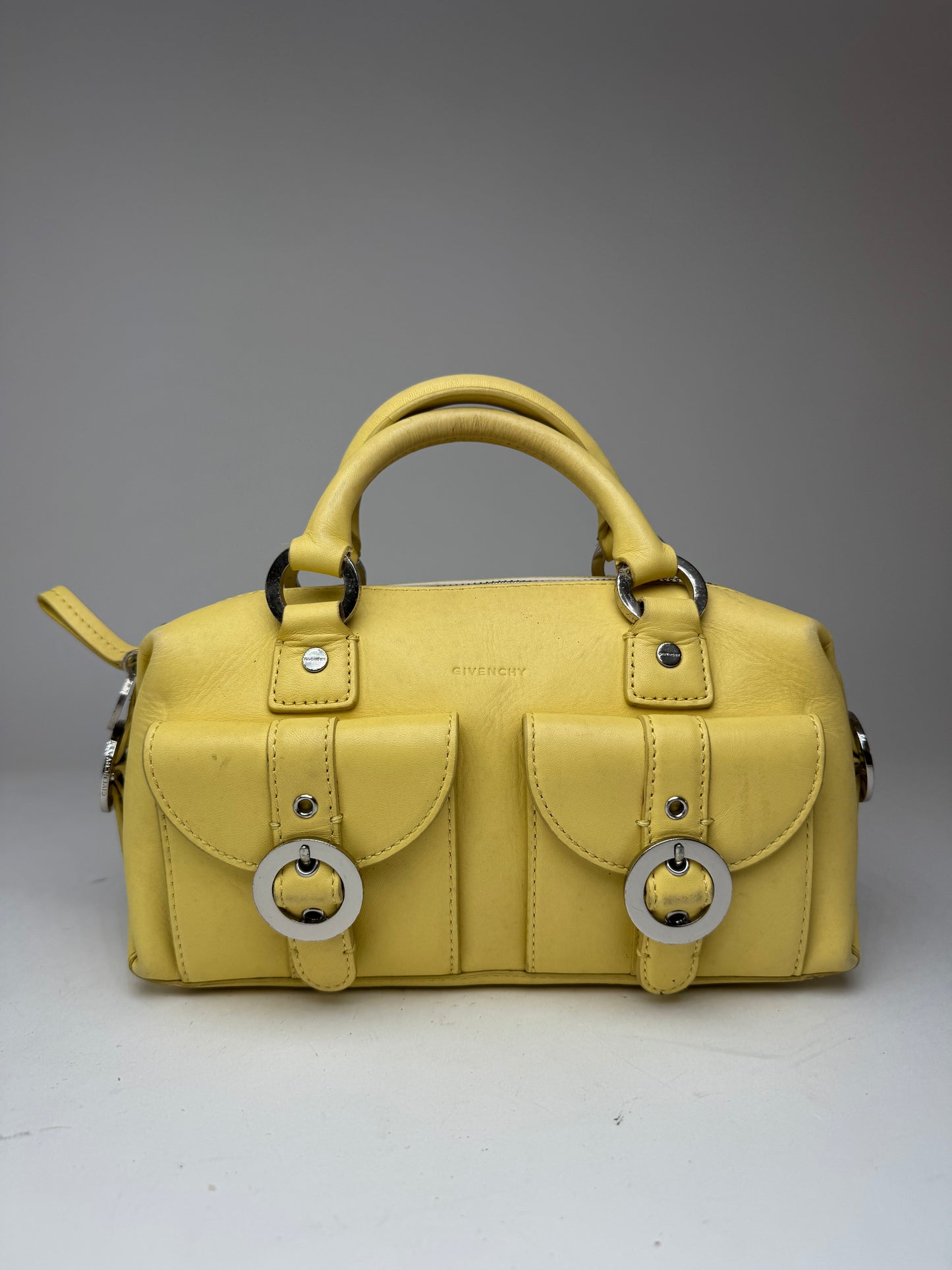 Sac vintage en cuir jaune Givenchy