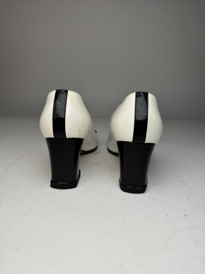 Vintage Gucci Horsebit Pumps Black White EU36,5