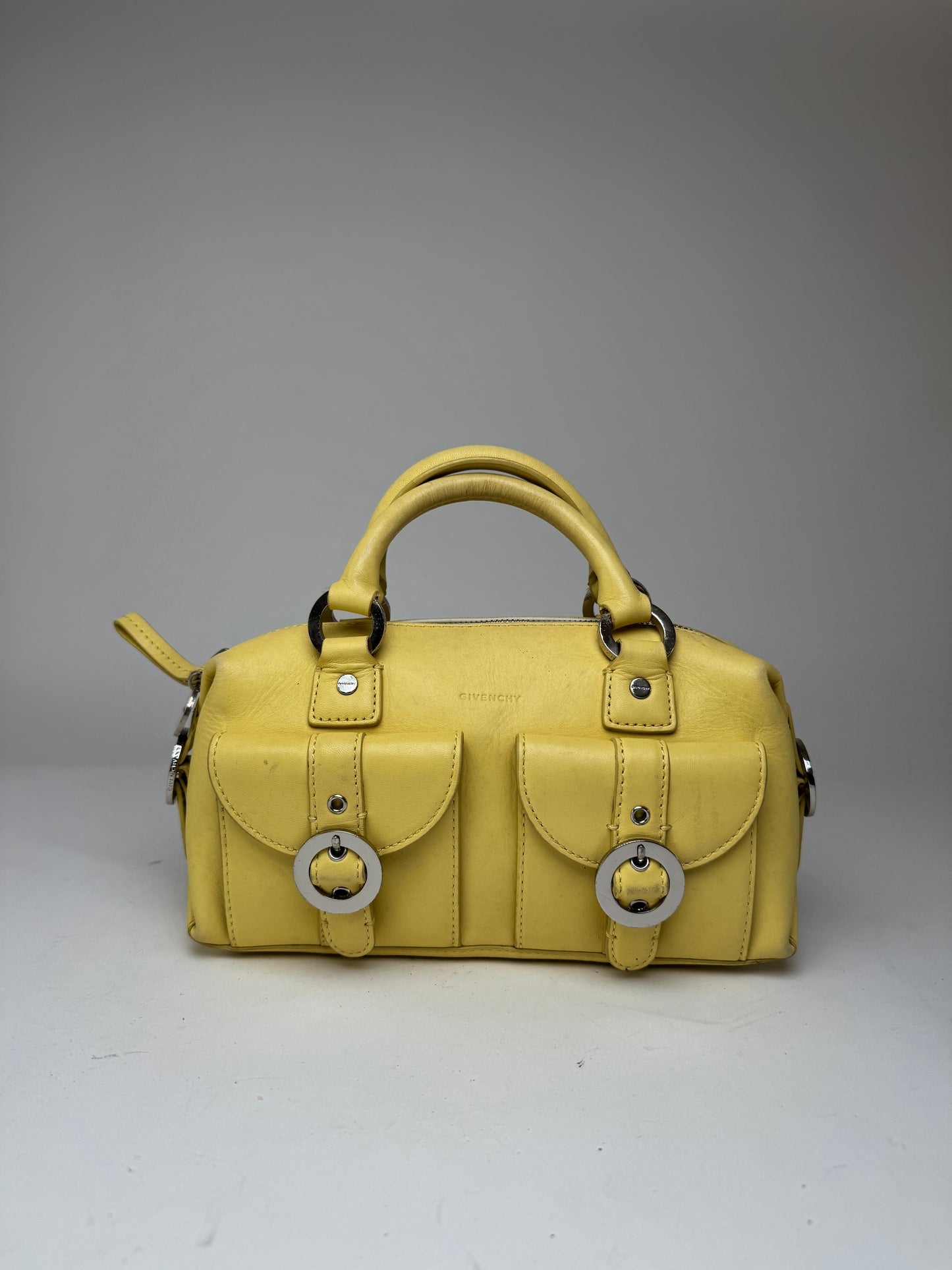 Sac vintage en cuir jaune Givenchy