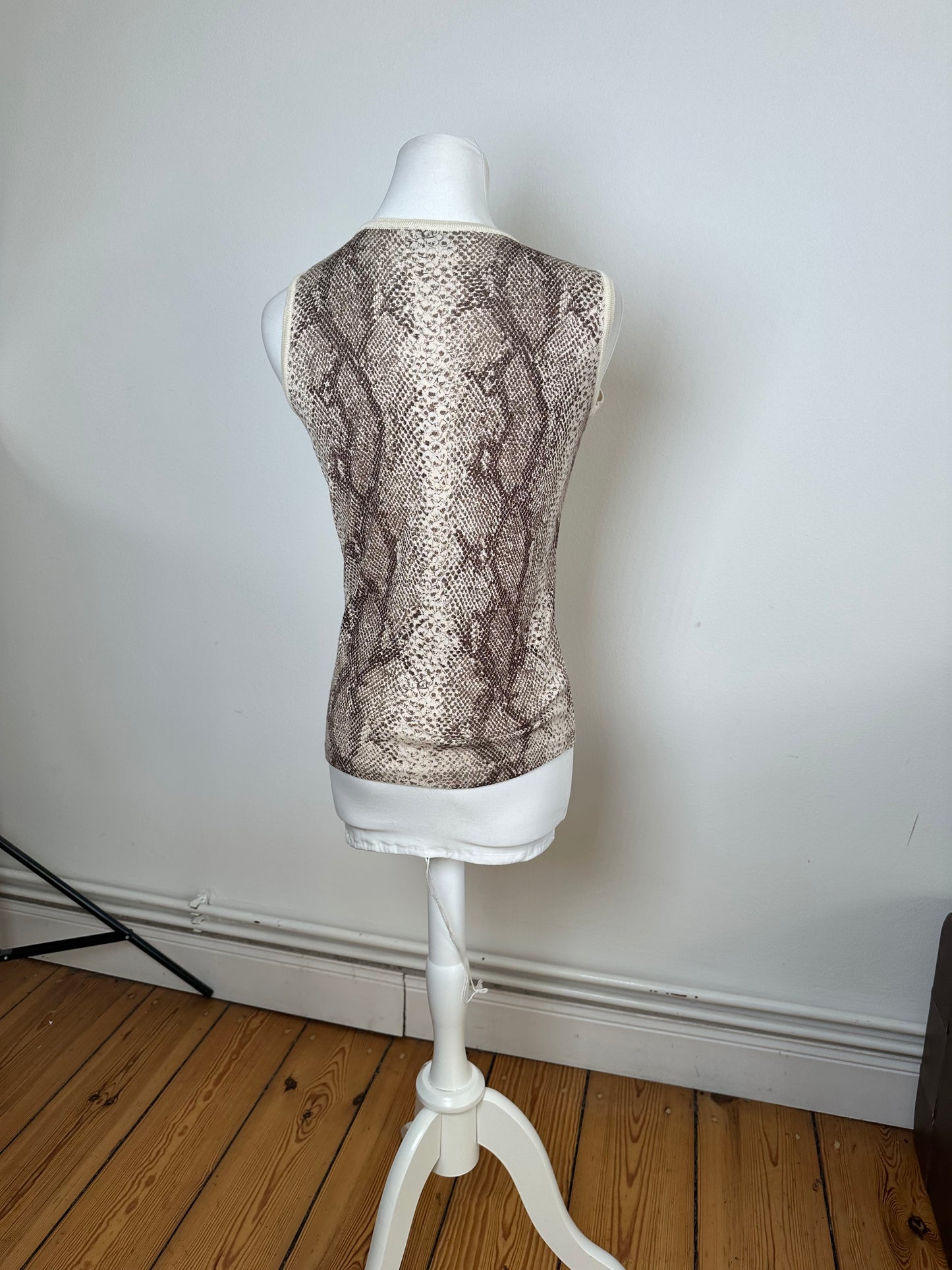 Vintage Givenchy Boutique Snakeskin Print Knit Sleeveless Top Cream Brown M