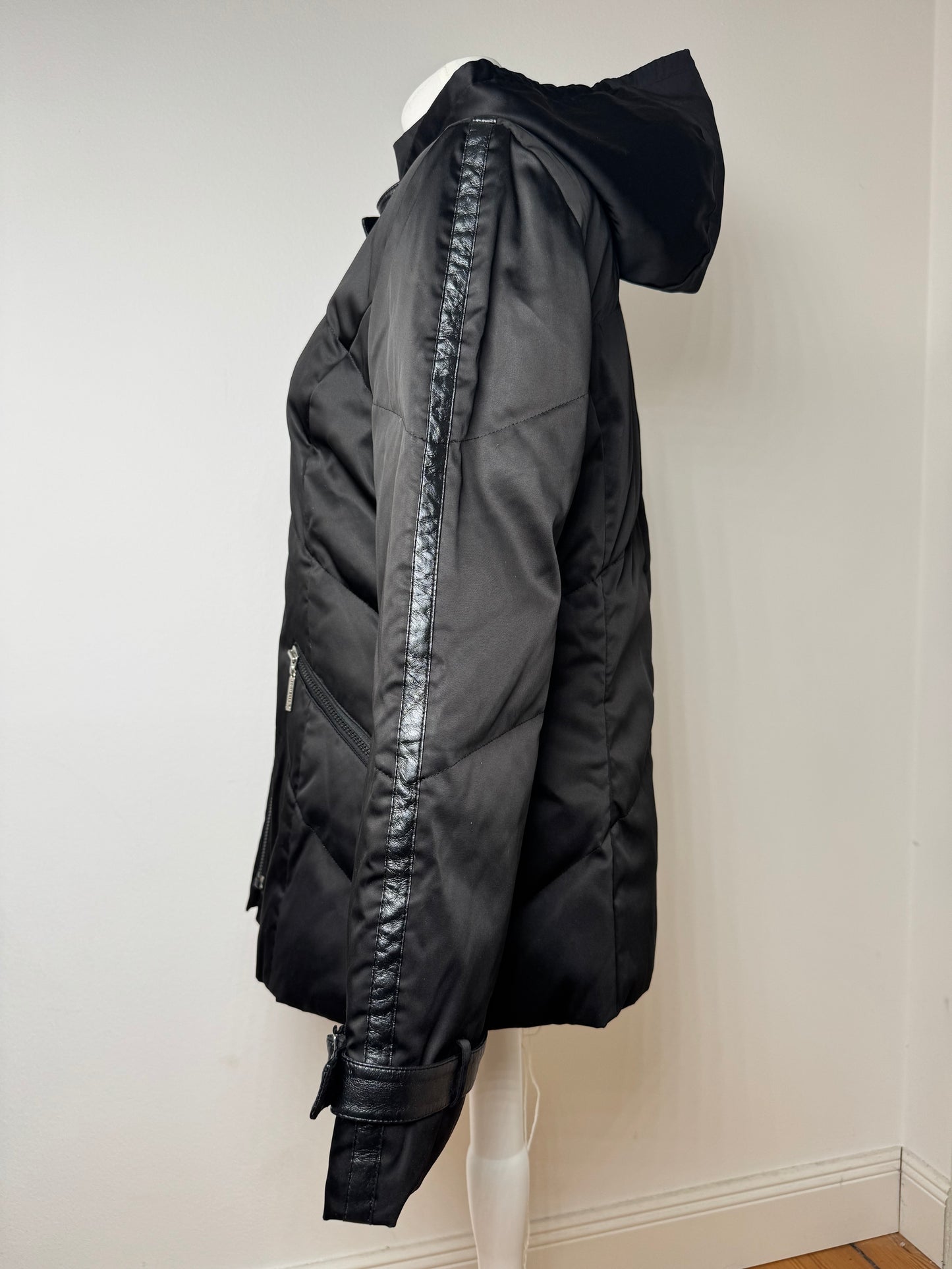 Vintage Courreges Puffer Leather Jacket 38/M black